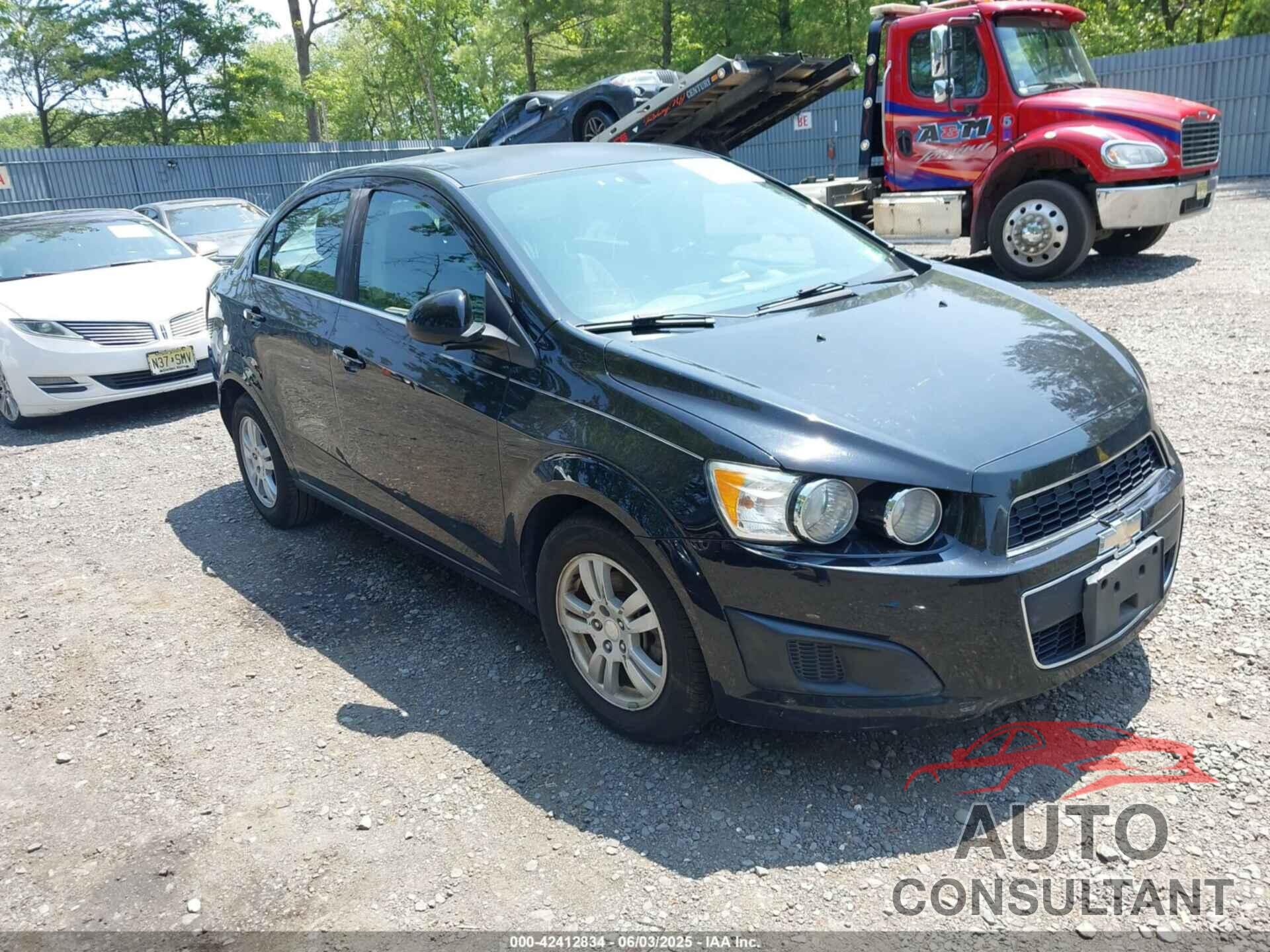 CHEVROLET SONIC 2016 - 1G1JC5SGXG4108124