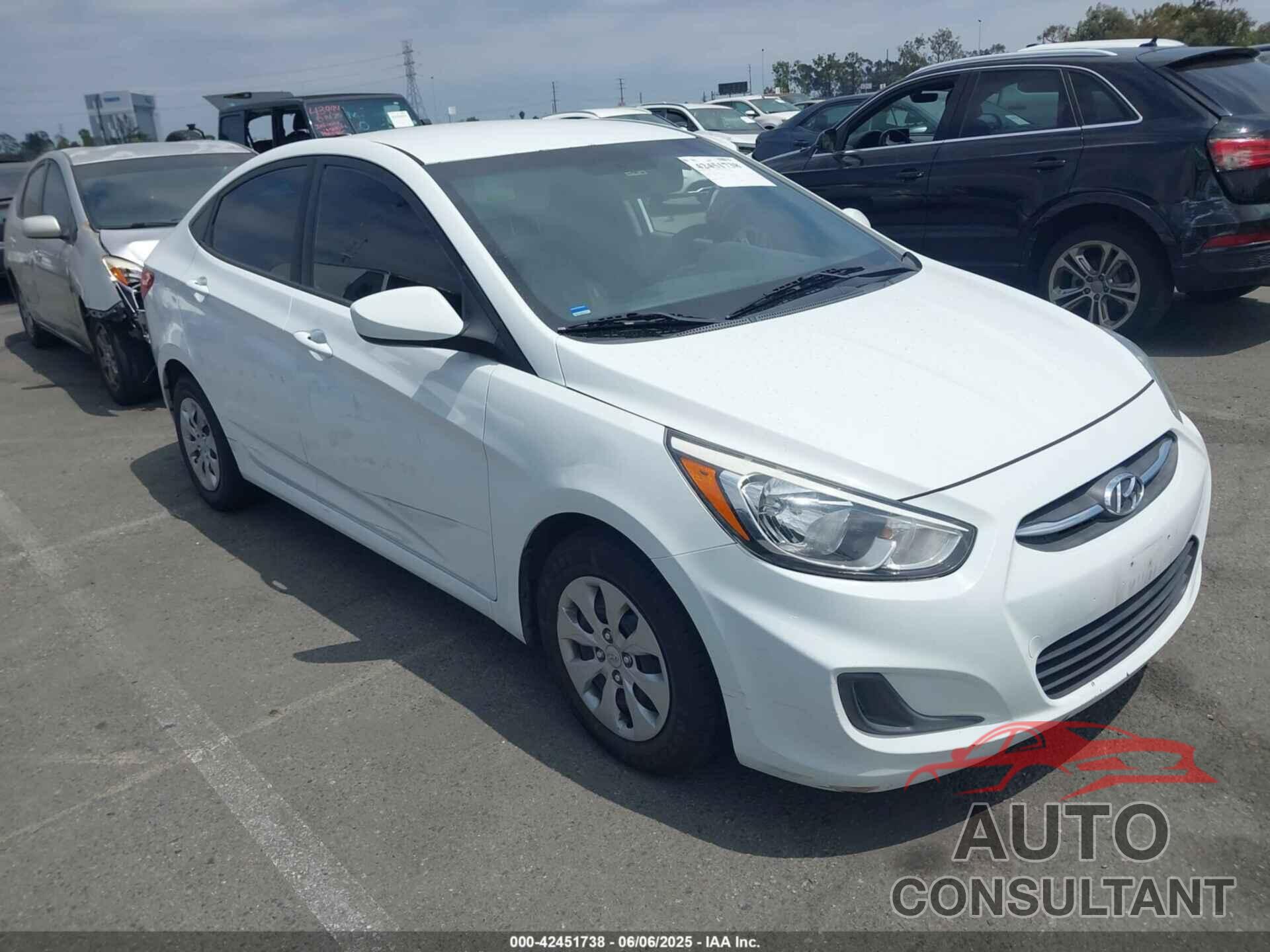 HYUNDAI ACCENT 2015 - KMHCT4AE9FU800492