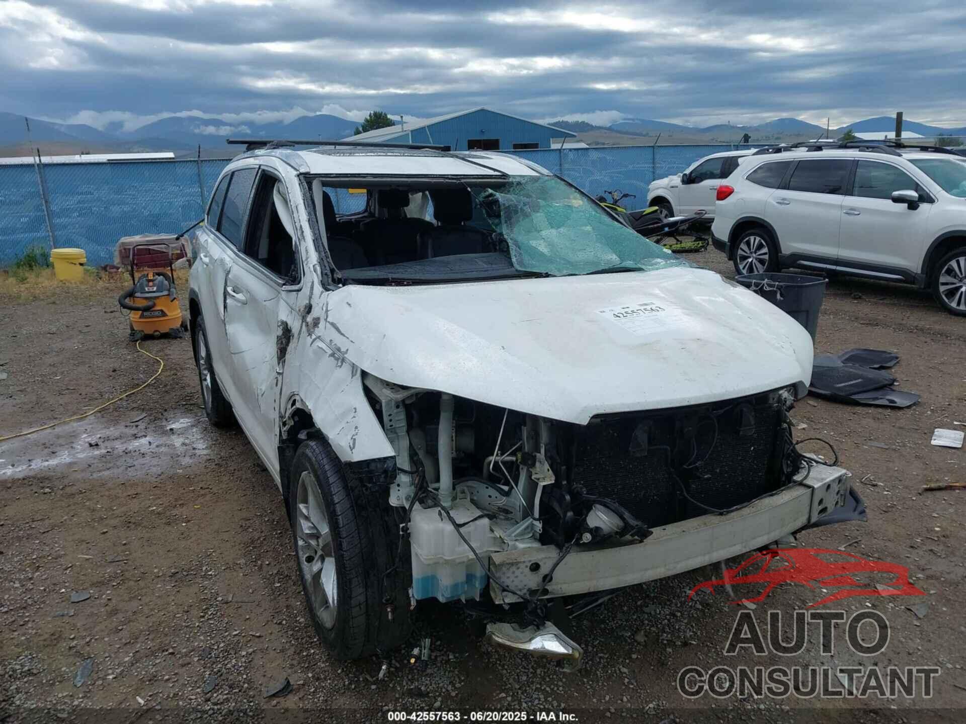 TOYOTA HIGHLANDER 2016 - 5TDDKRFH3GS285507