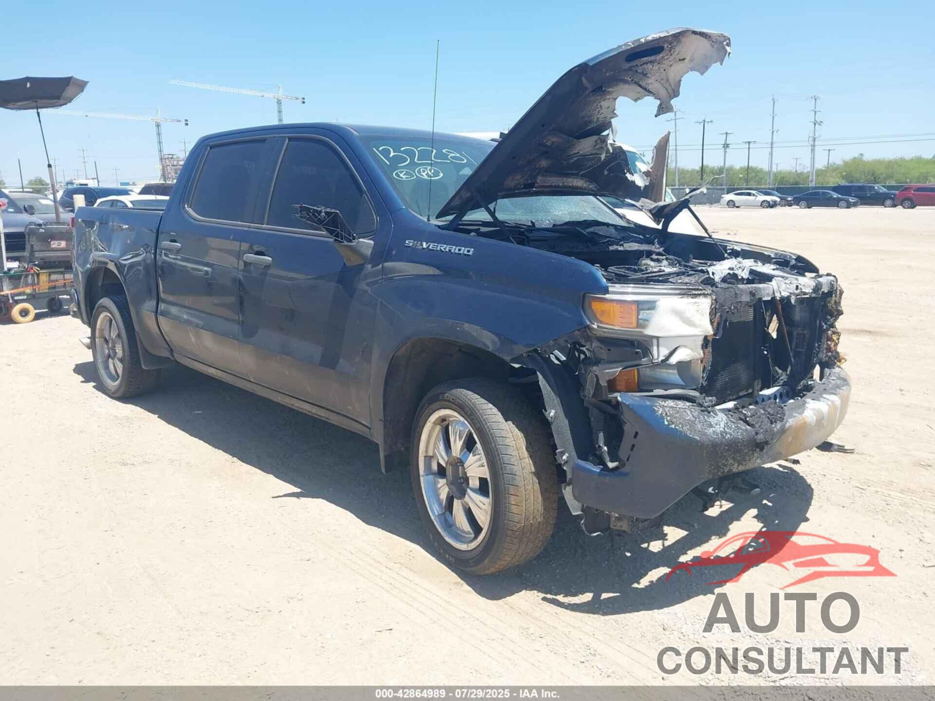 CHEVROLET SILVERADO 1500 2021 - 1GCPWBEH0MZ132281