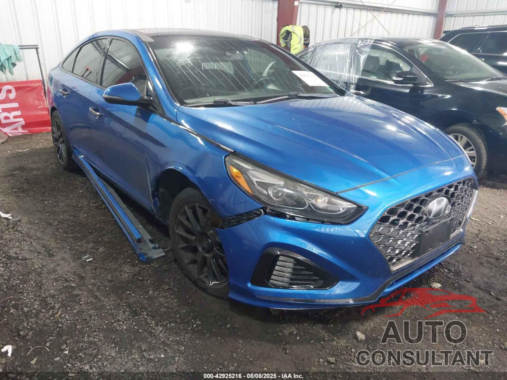 HYUNDAI SONATA 2018 - 5NPE34AB3JH700877