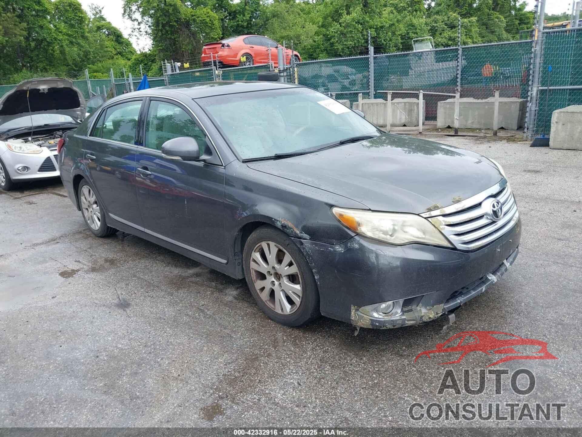 TOYOTA AVALON 2011 - 4T1BK3DBXBU379130
