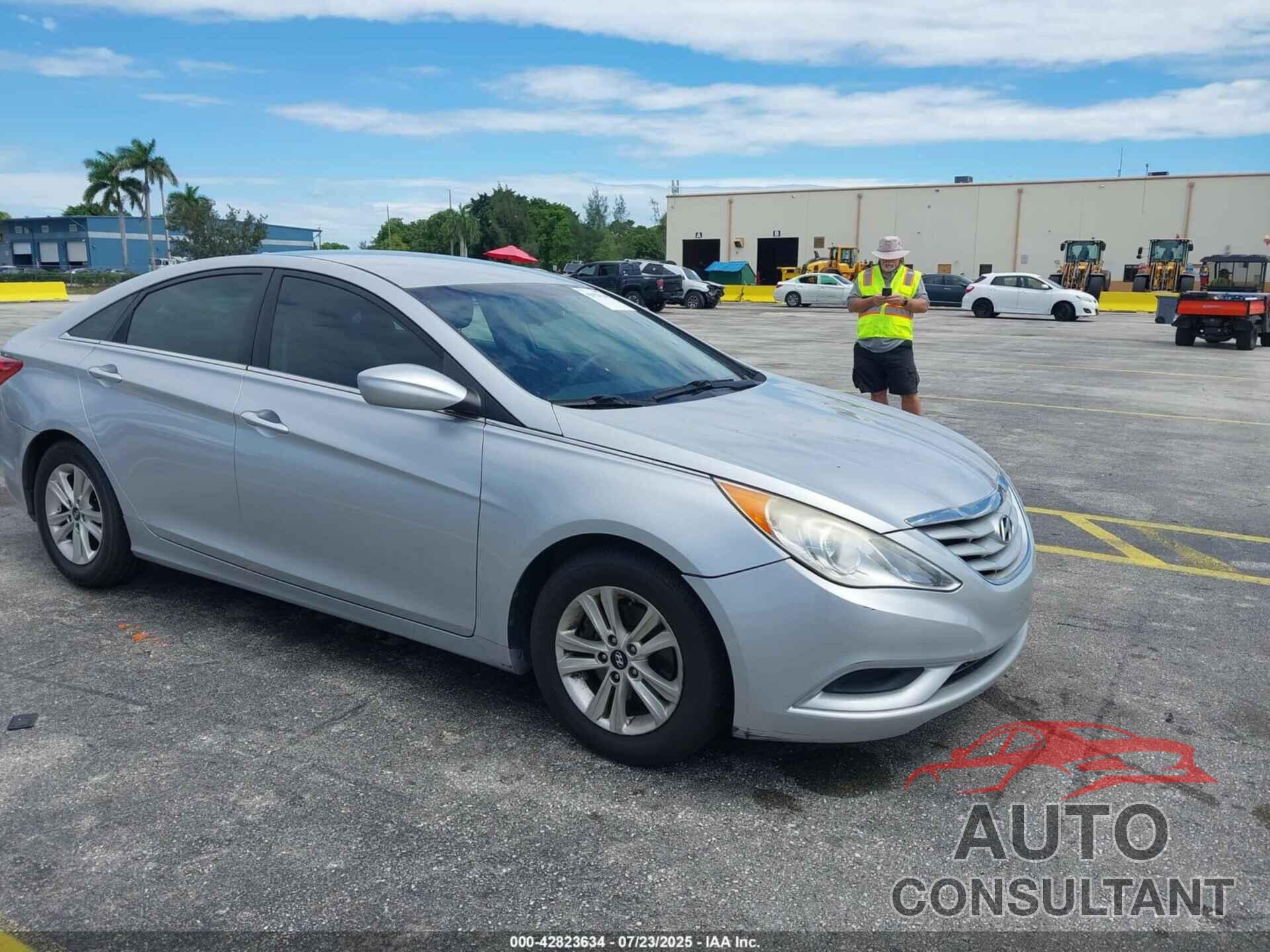 HYUNDAI SONATA 2013 - 5NPEB4AC2DH676345