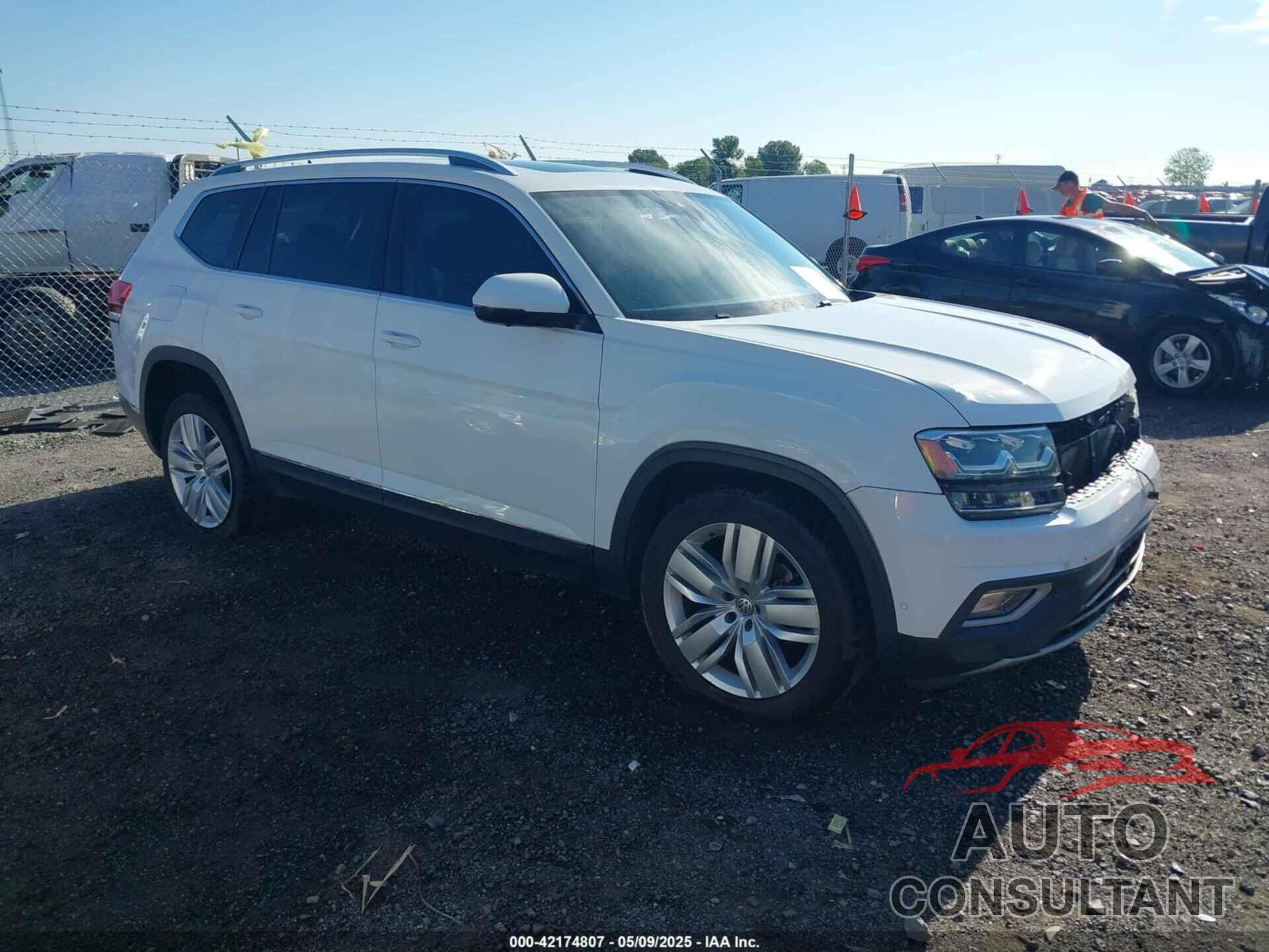 VOLKSWAGEN ATLAS 2018 - 1V2NR2CA5JC571171