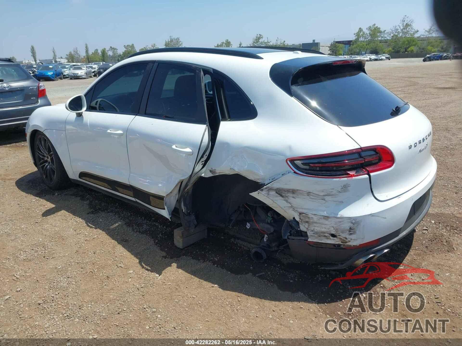 PORSCHE MACAN 2015 - WP1AB2A52FLB59239