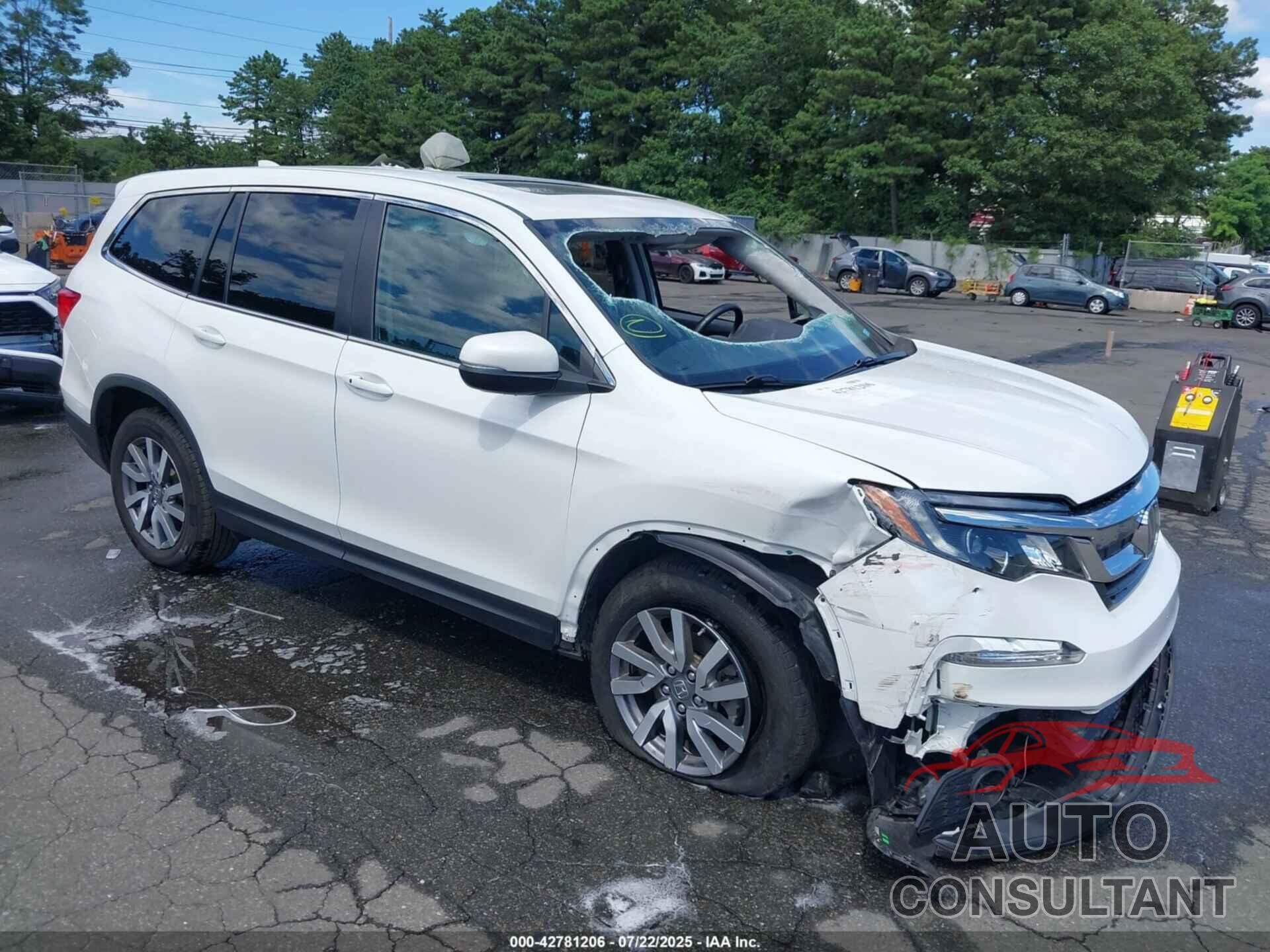 HONDA PILOT 2021 - 5FNYF6H59MB102182