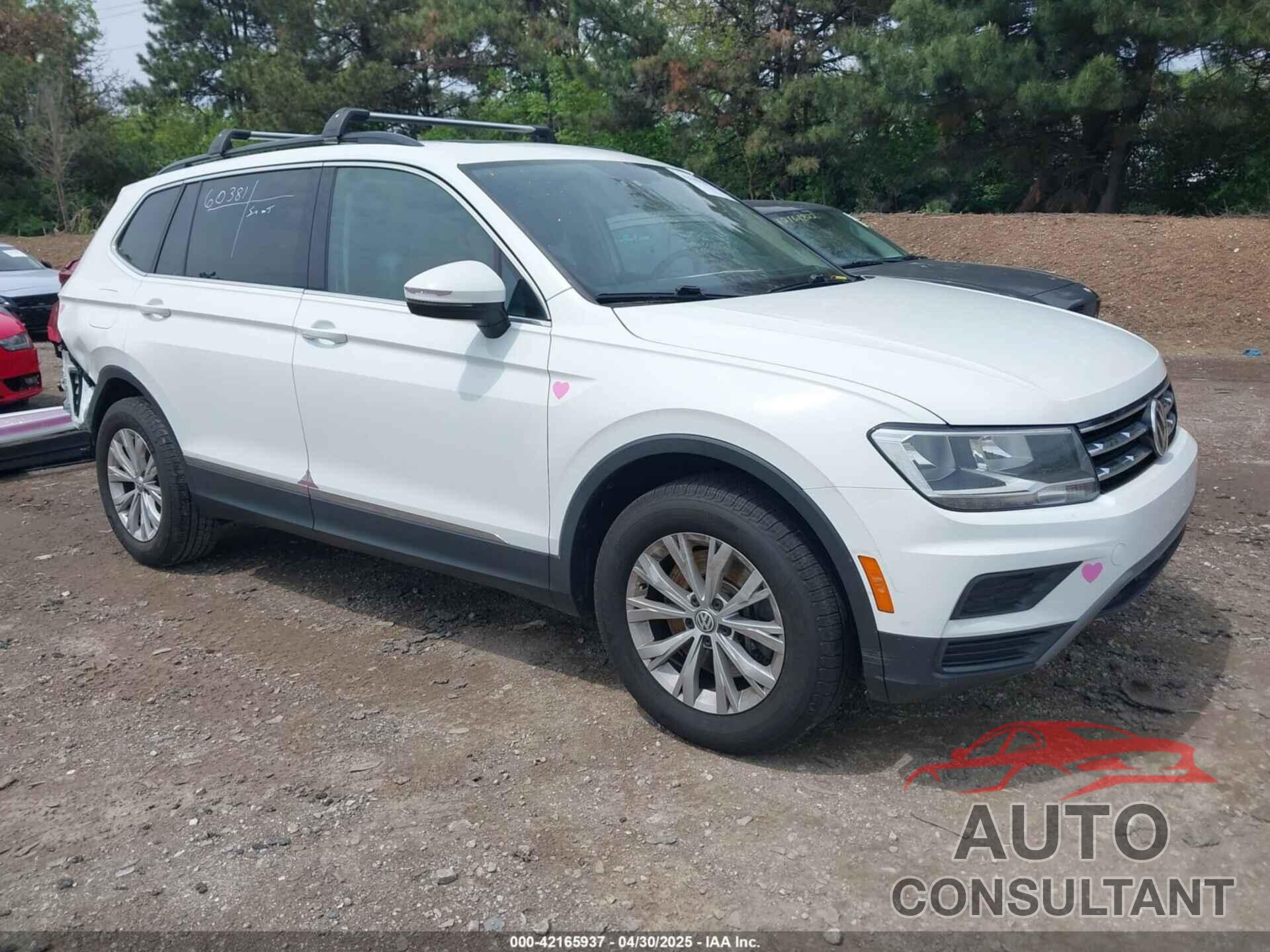 VOLKSWAGEN TIGUAN 2018 - 3VV3B7AX8JM044789