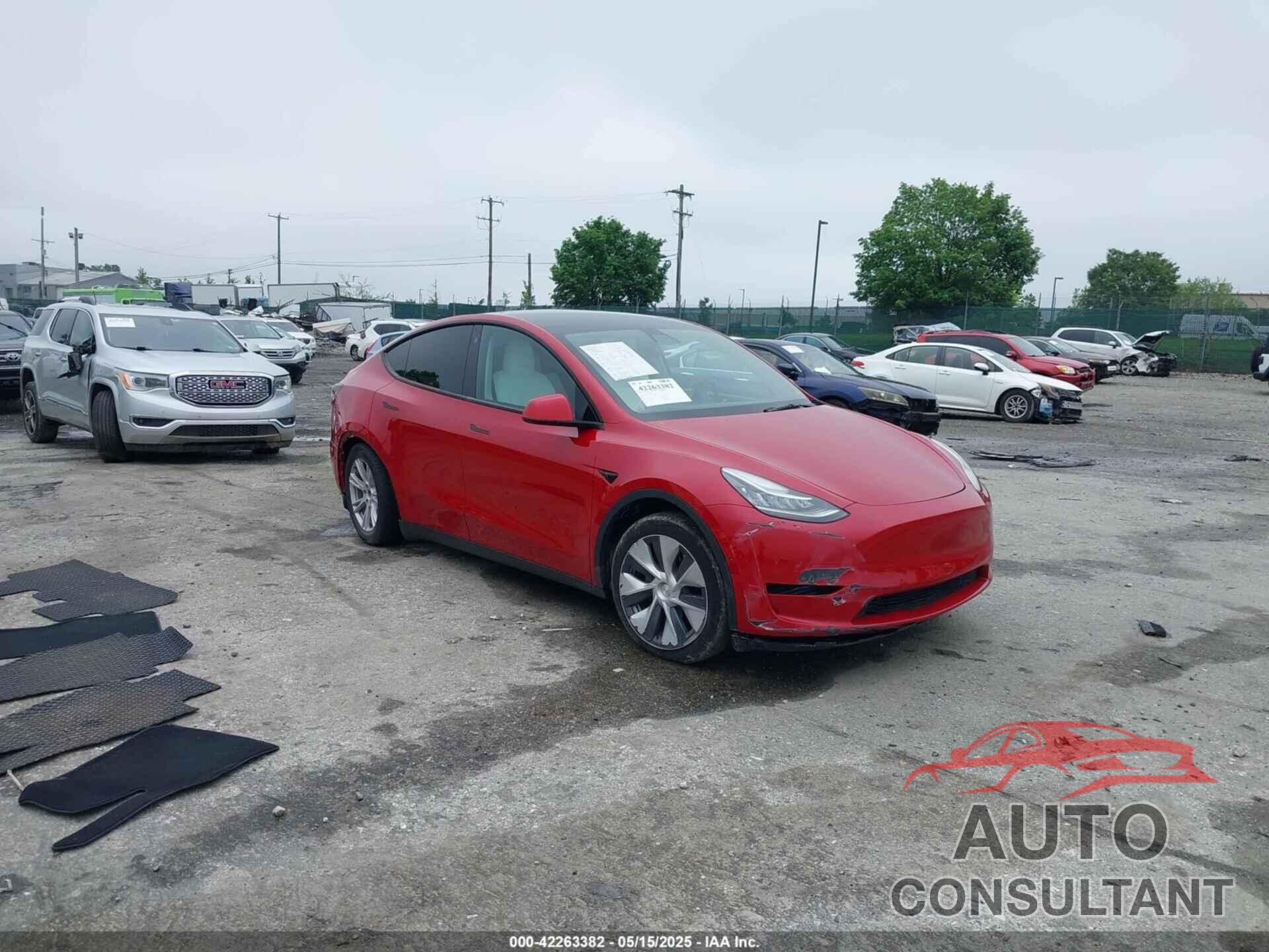 TESLA MODEL Y 2022 - 7SAYGDEE4NF379574