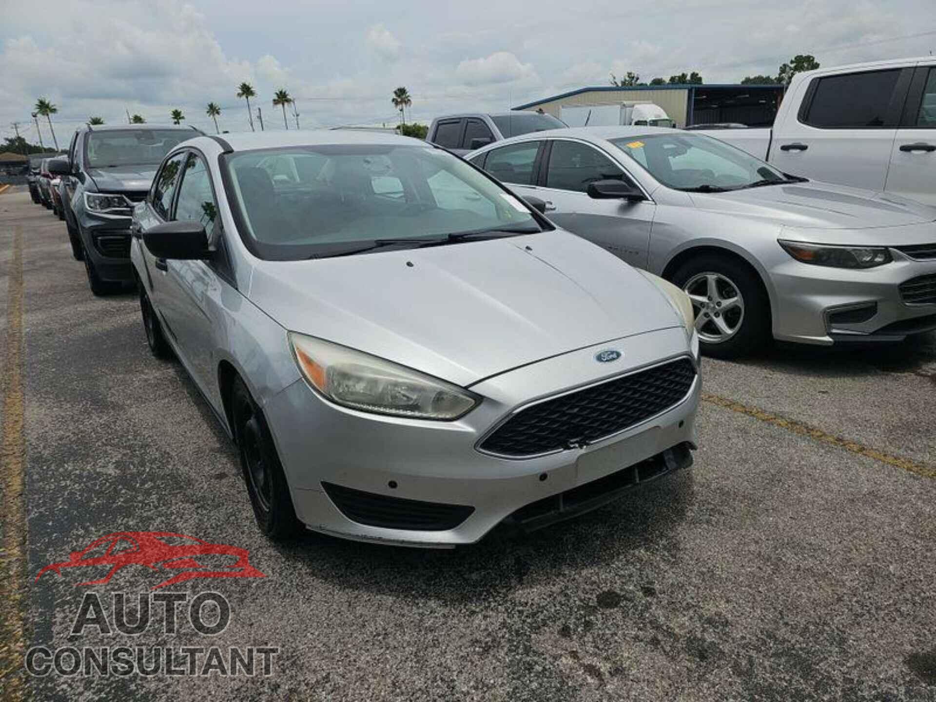 FORD FOCUS 2016 - 1FADP3E26GL306868