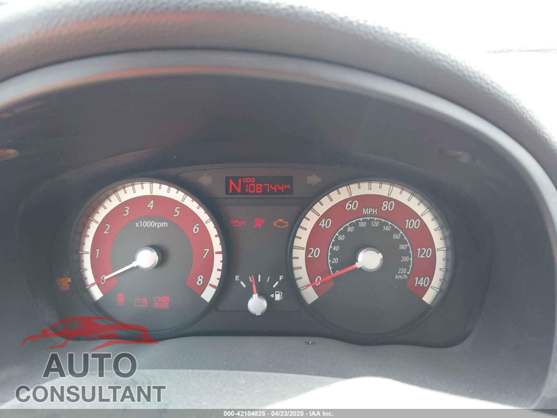 KIA RIO 2011 - KNADH4A37B6750325