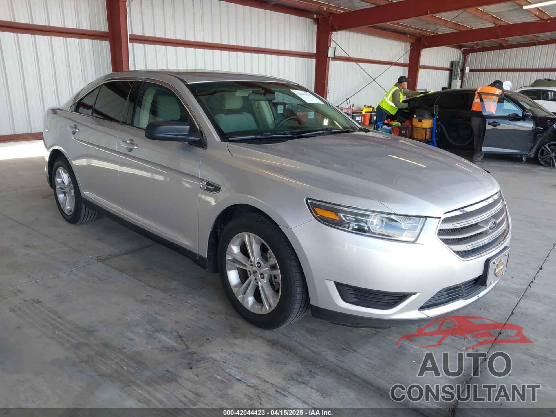 FORD TAURUS 2018 - 1FAHP2D86JG136741