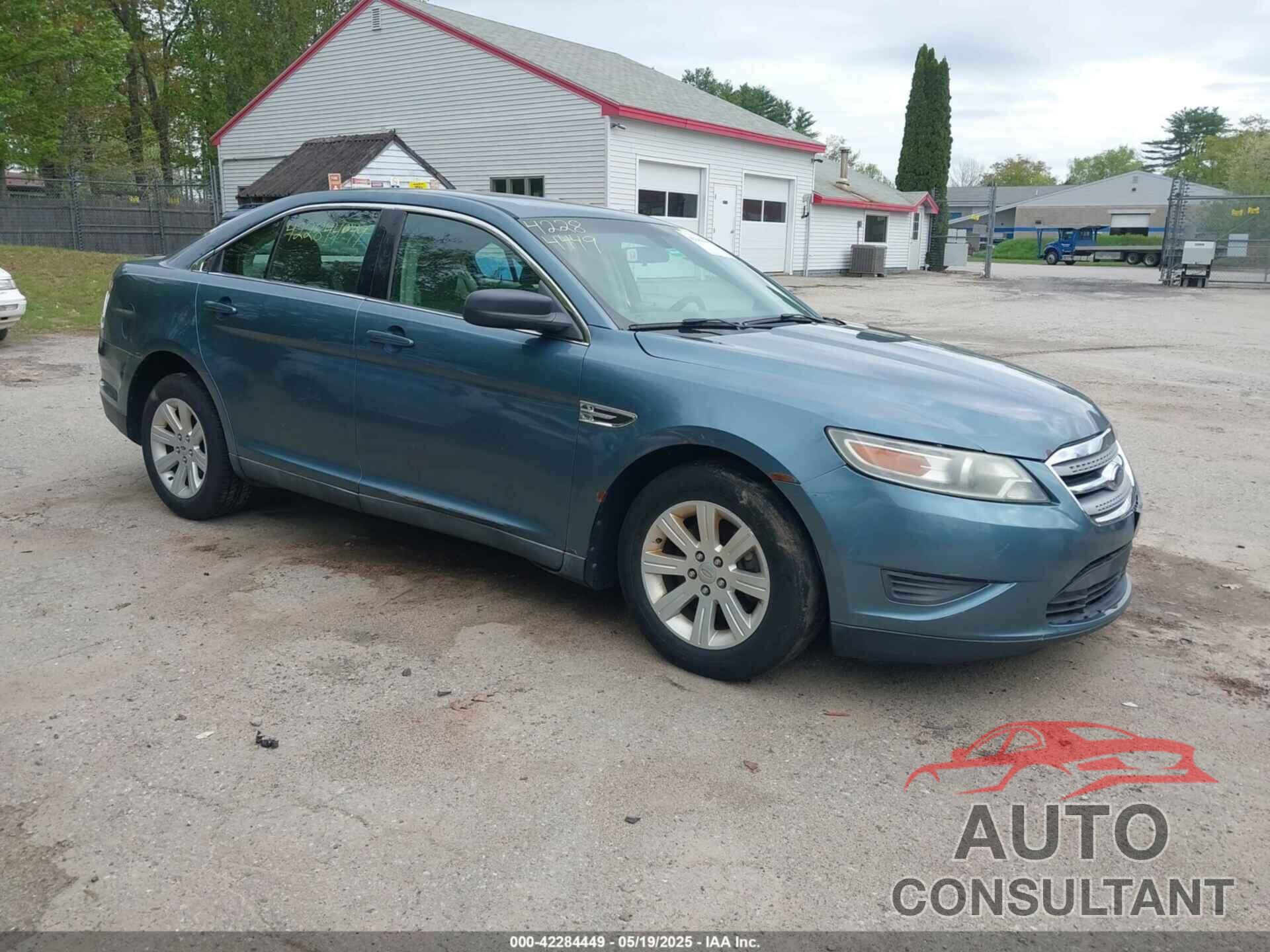 FORD TAURUS 2010 - 1FAHP2DW1AG132191