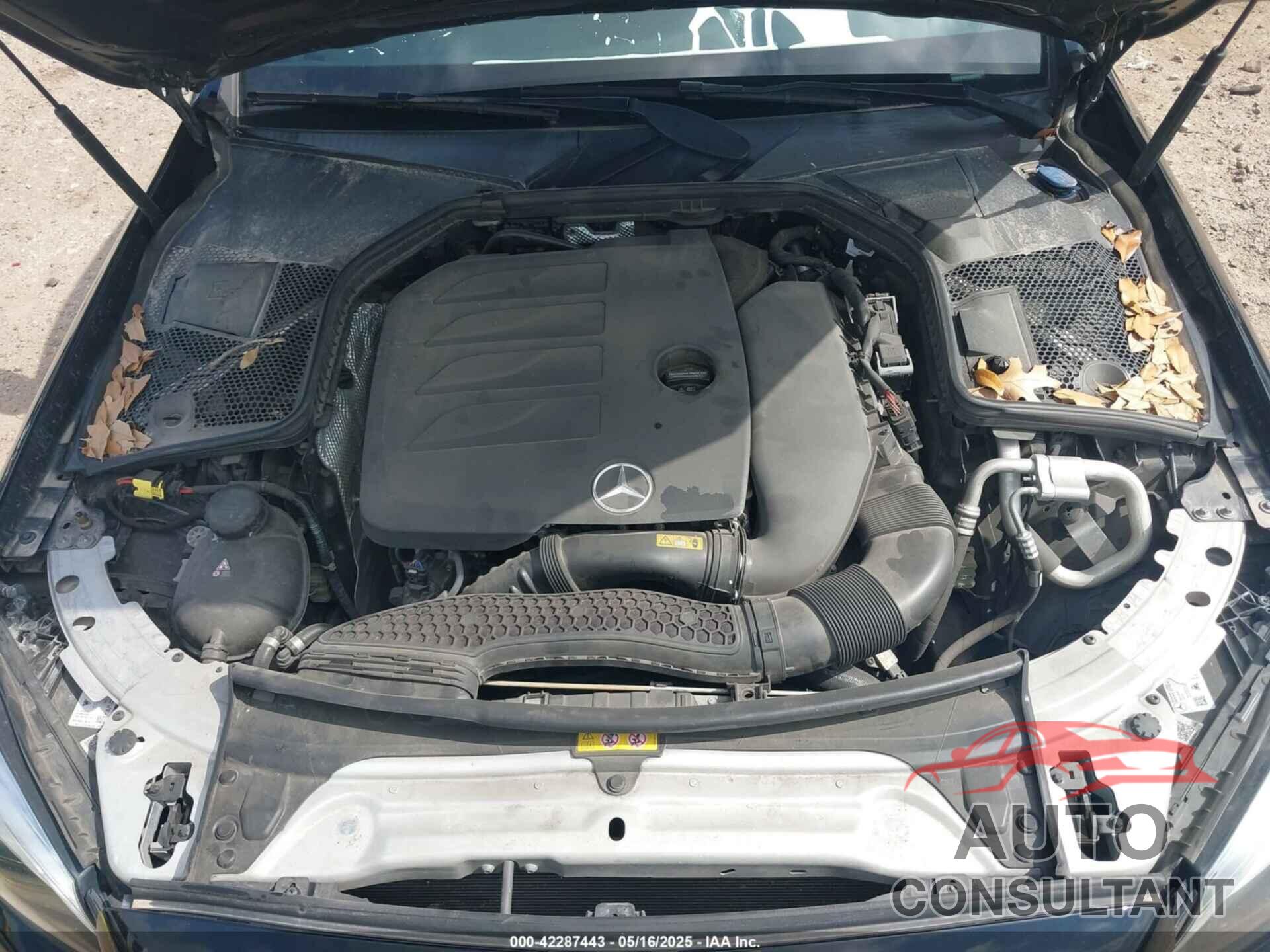 MERCEDES-BENZ C 300 2020 - 55SWF8DB9LU325172