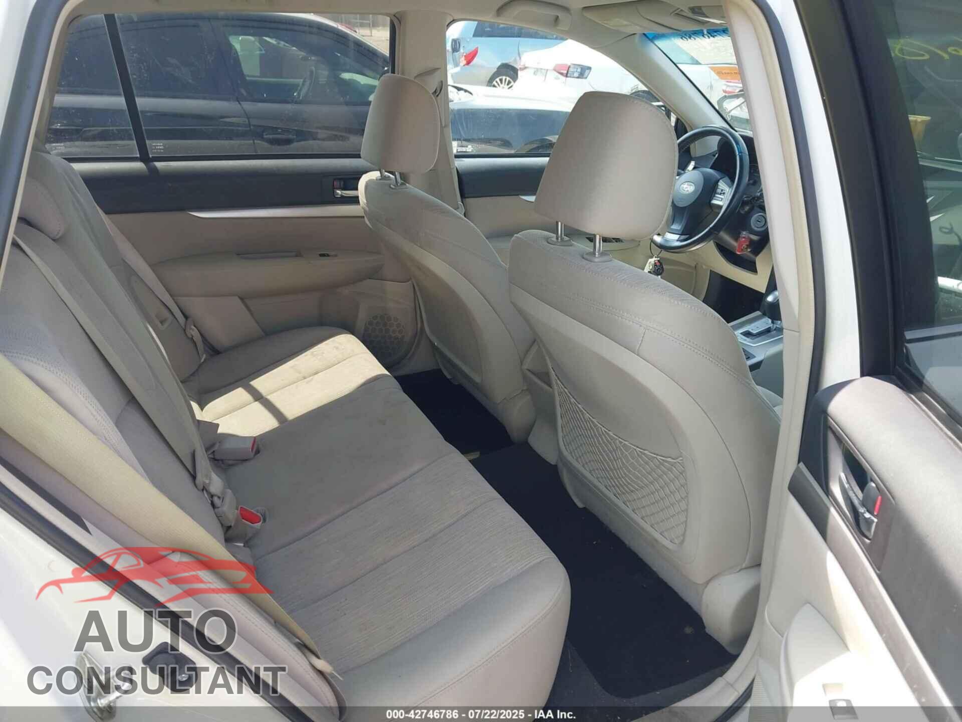 SUBARU OUTBACK 2014 - 4S4BRCCC4E3238750