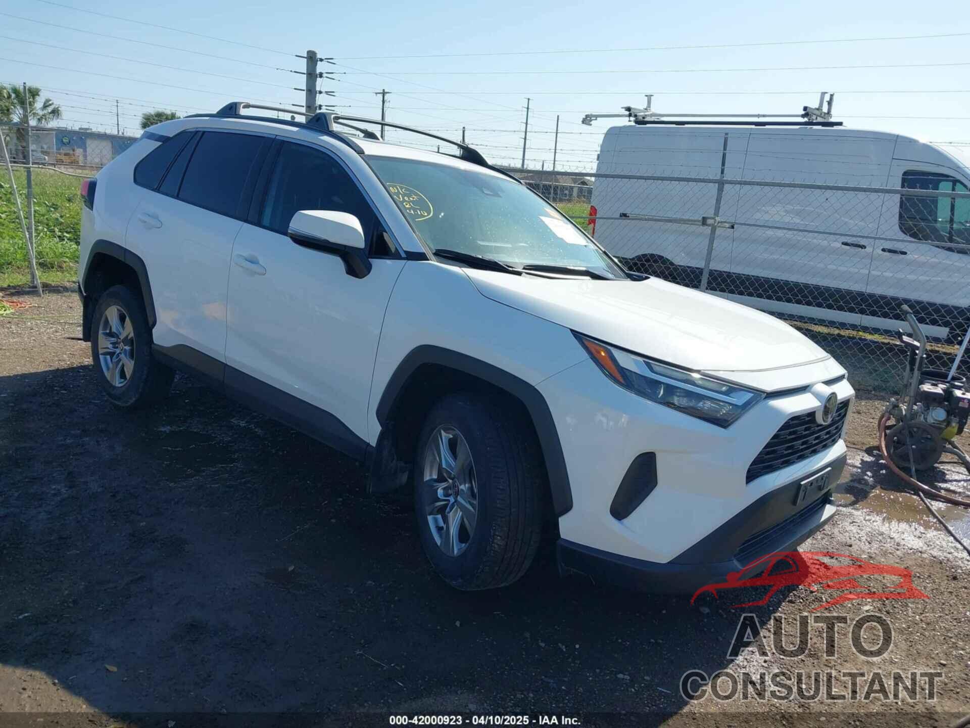 TOYOTA RAV4 2023 - 2T3W1RFV9PC216483