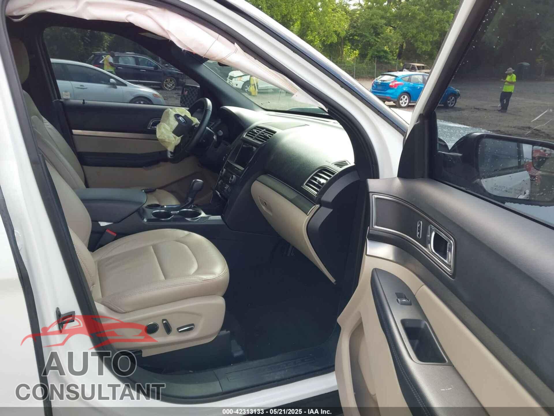 FORD EXPLORER 2018 - 1FM5K7D89JGB15046