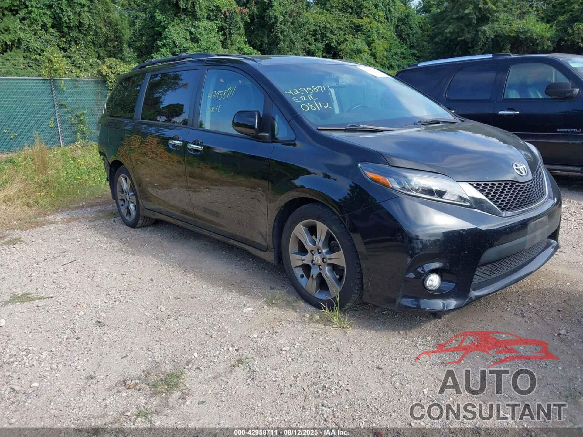 TOYOTA SIENNA 2015 - 5TDXK3DC5FS641004