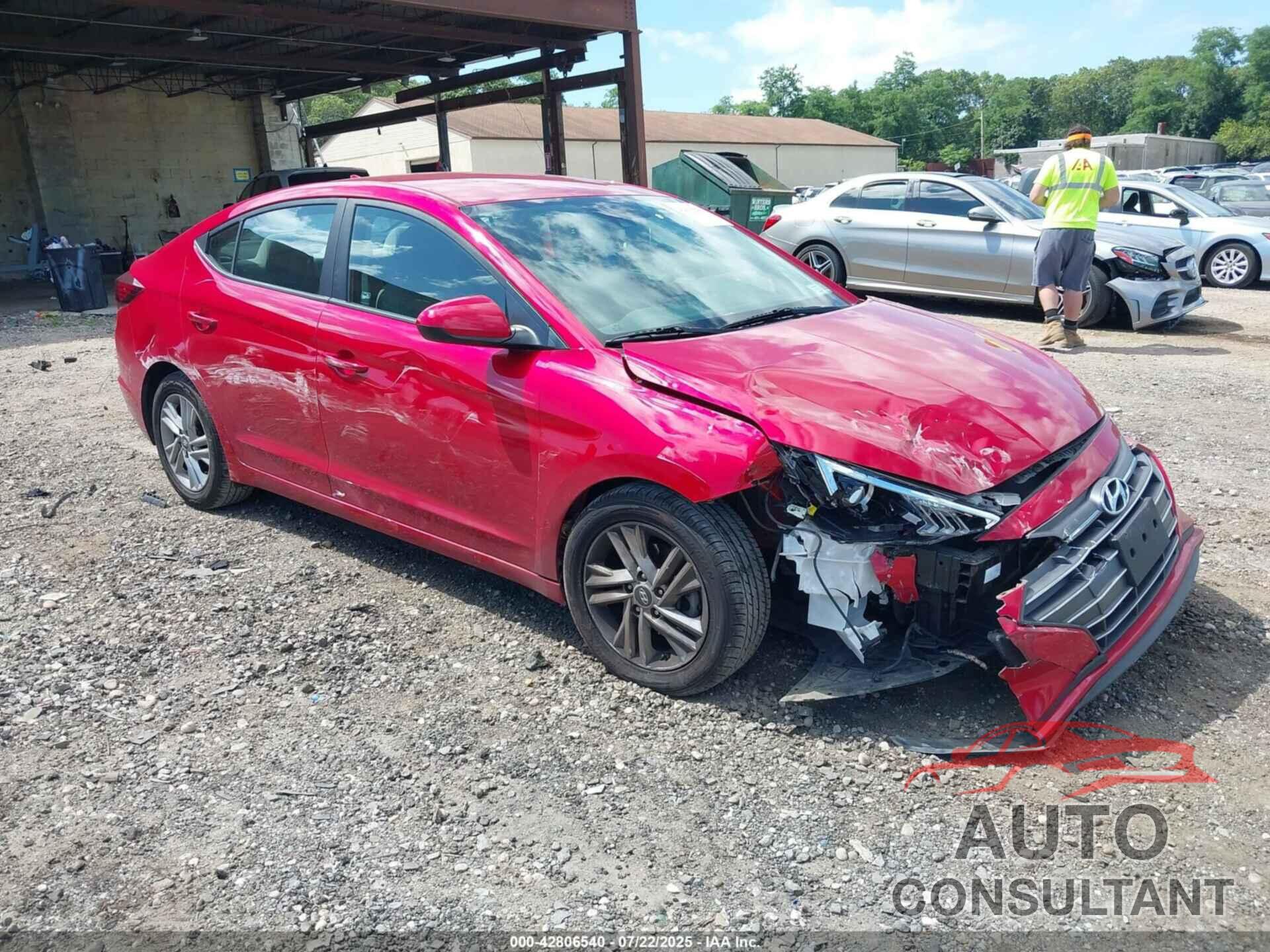 HYUNDAI ELANTRA 2020 - 5NPD84LF1LH613835