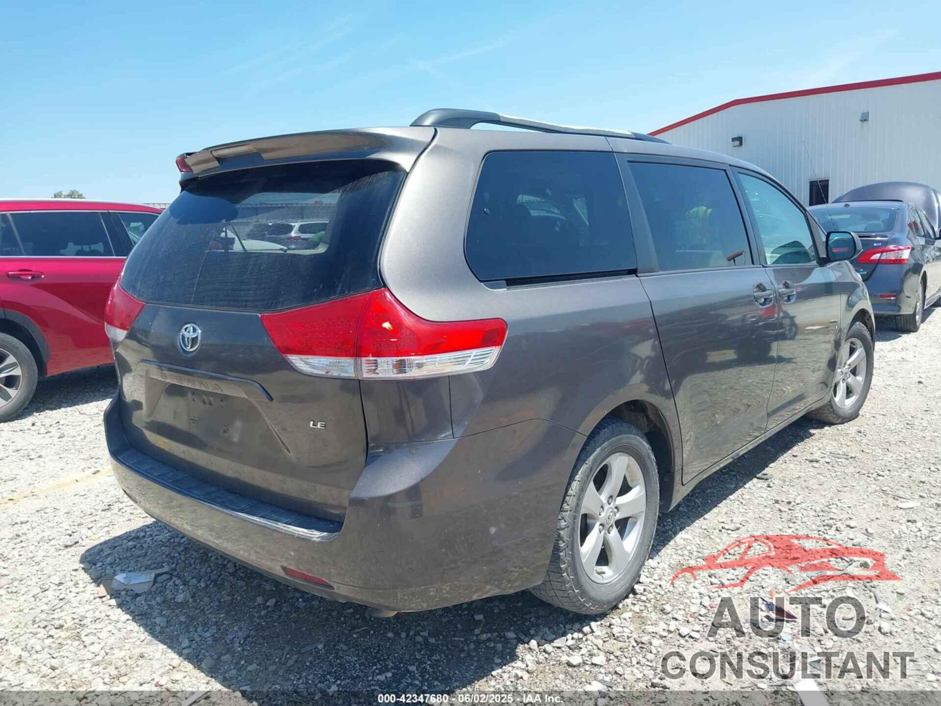 TOYOTA SIENNA 2011 - 5TDKK3DC9BS011541