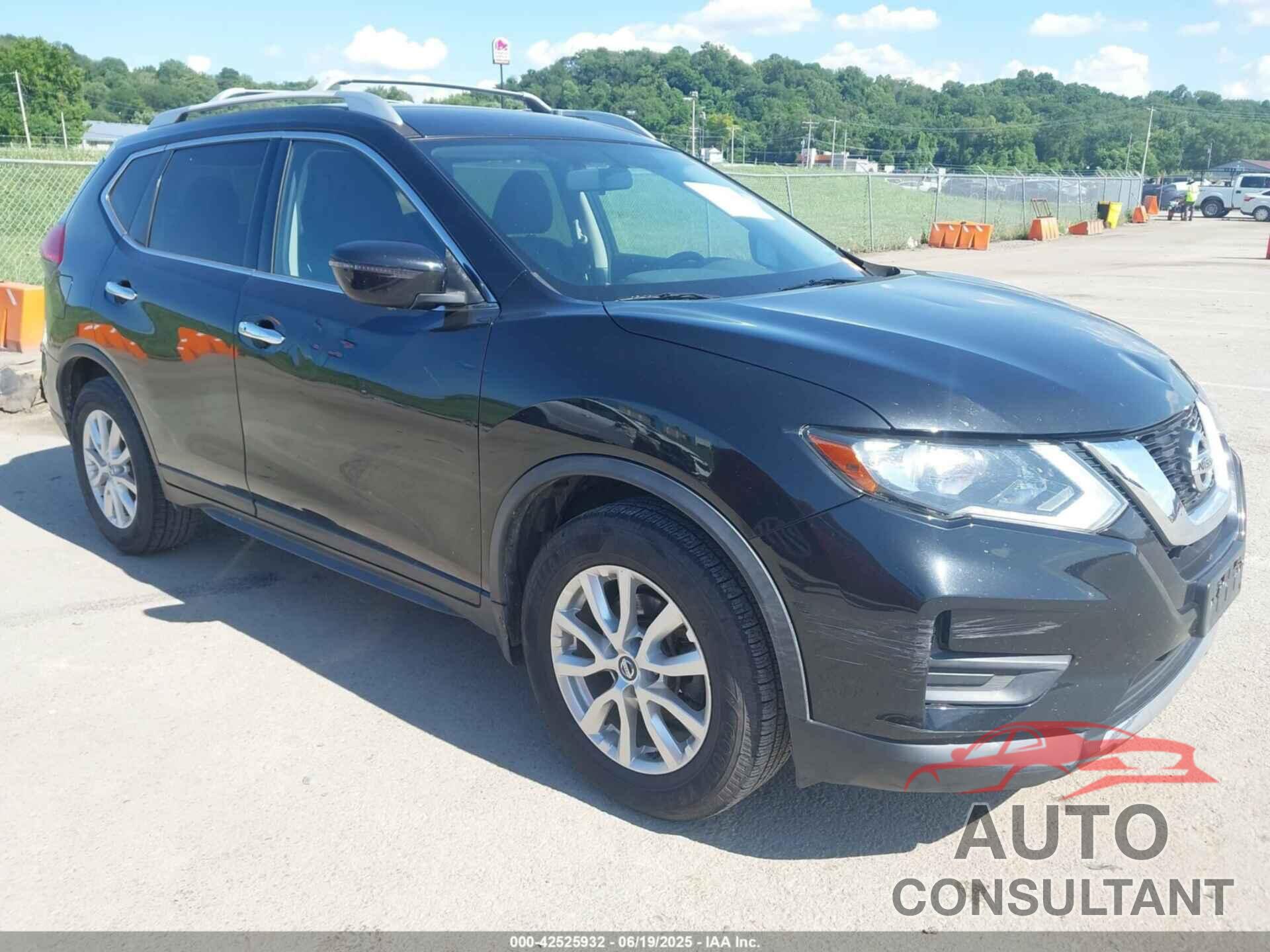 NISSAN ROGUE 2017 - JN8AT2MT3HW131206