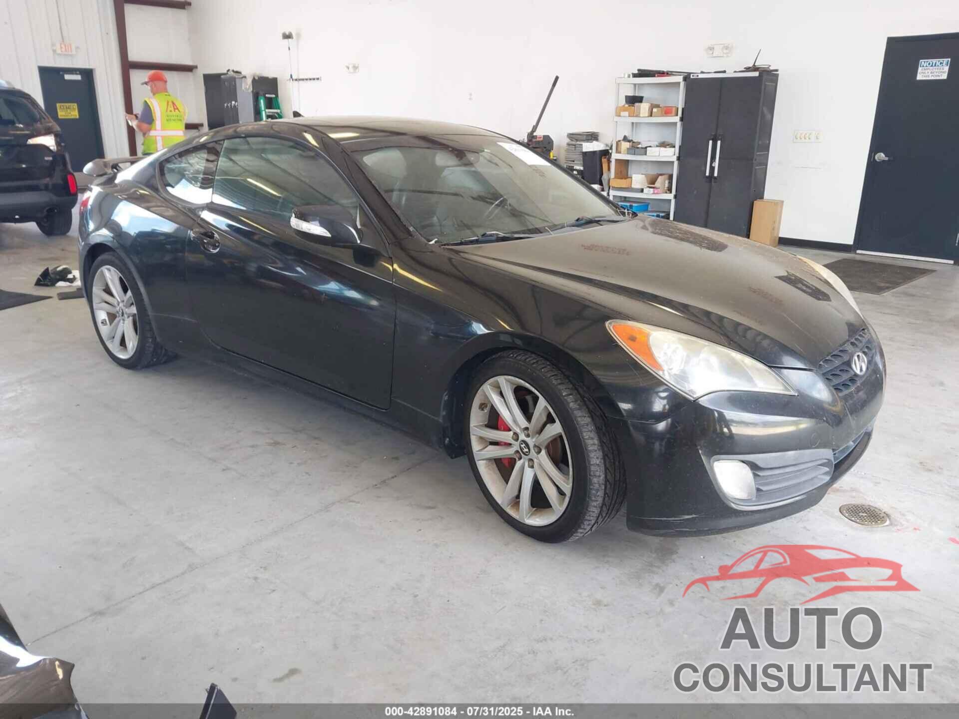 HYUNDAI GENESIS 2010 - KMHHU6KH1AU017537