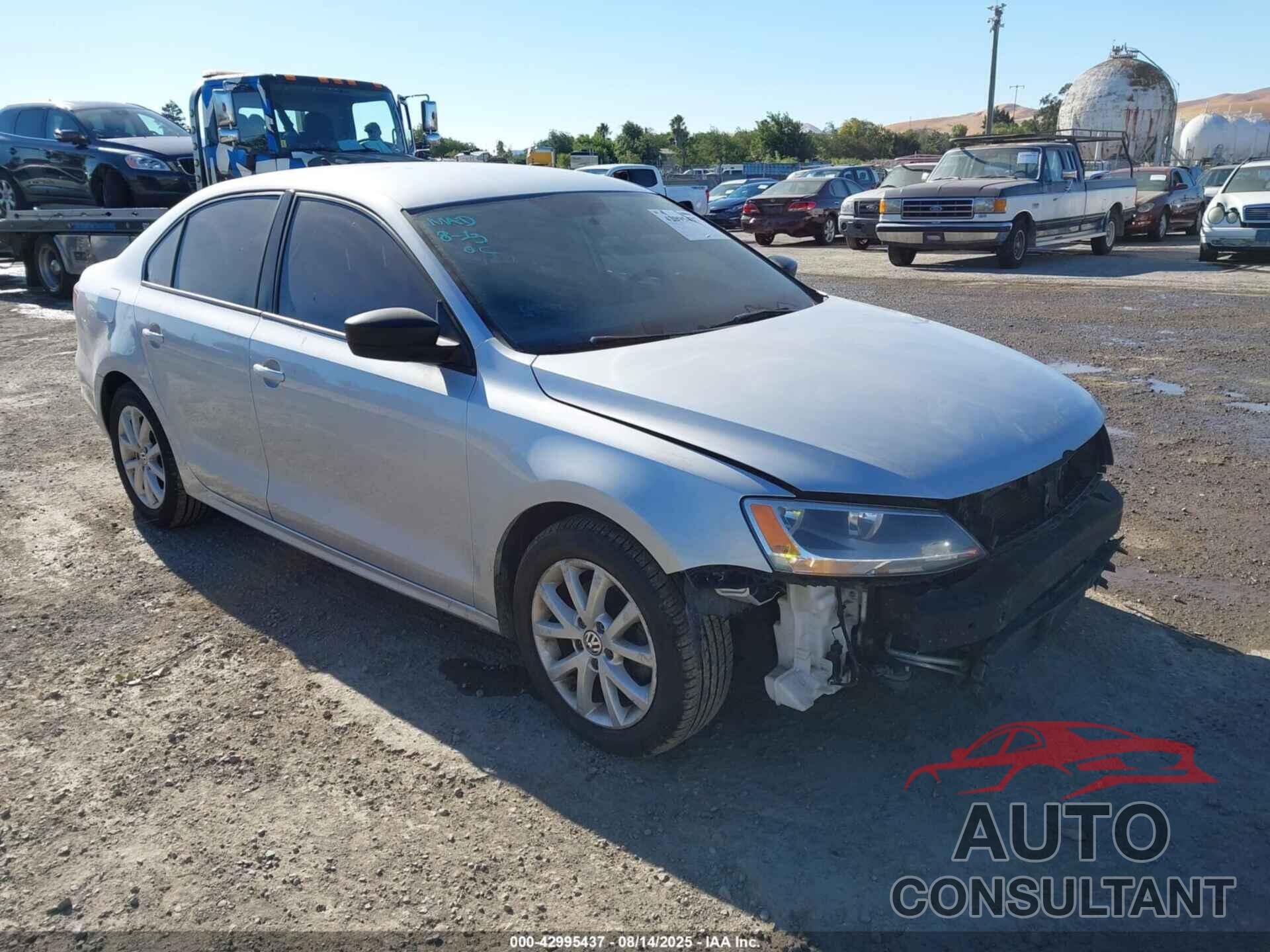 VOLKSWAGEN JETTA 2015 - 3VWD17AJ6FM285367