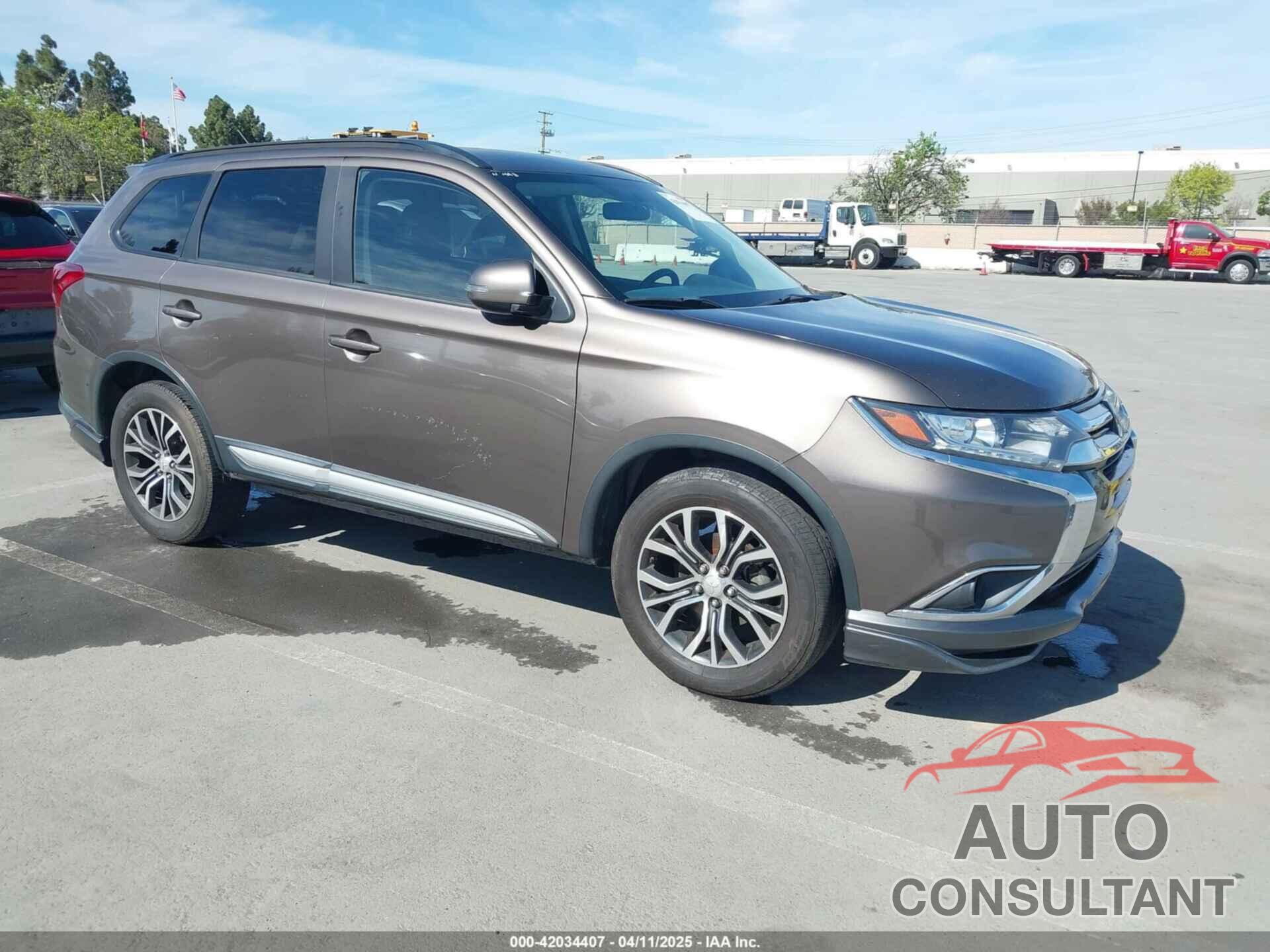 MITSUBISHI OUTLANDER 2016 - JA4AZ3A36GZ018927