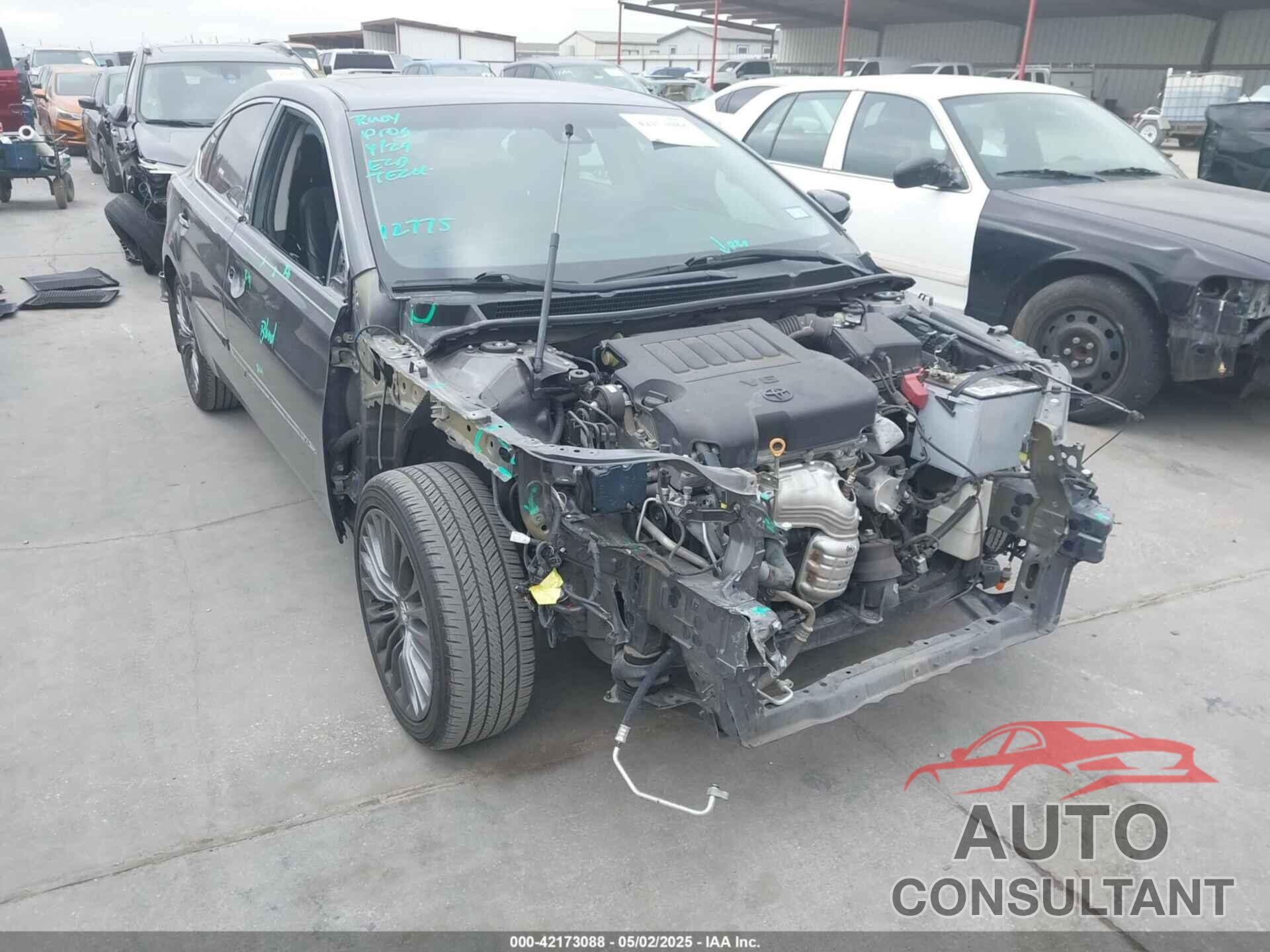 TOYOTA AVALON 2018 - 4T1BK1EB3JU270669
