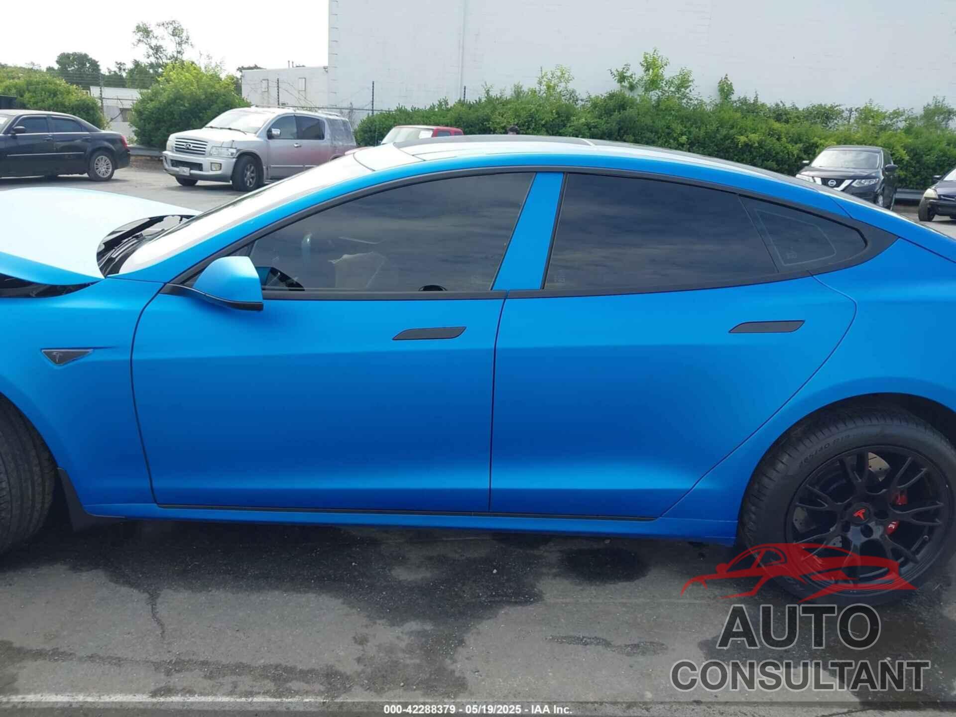 TESLA MODEL S 2013 - 5YJSA1DP5DFP25345