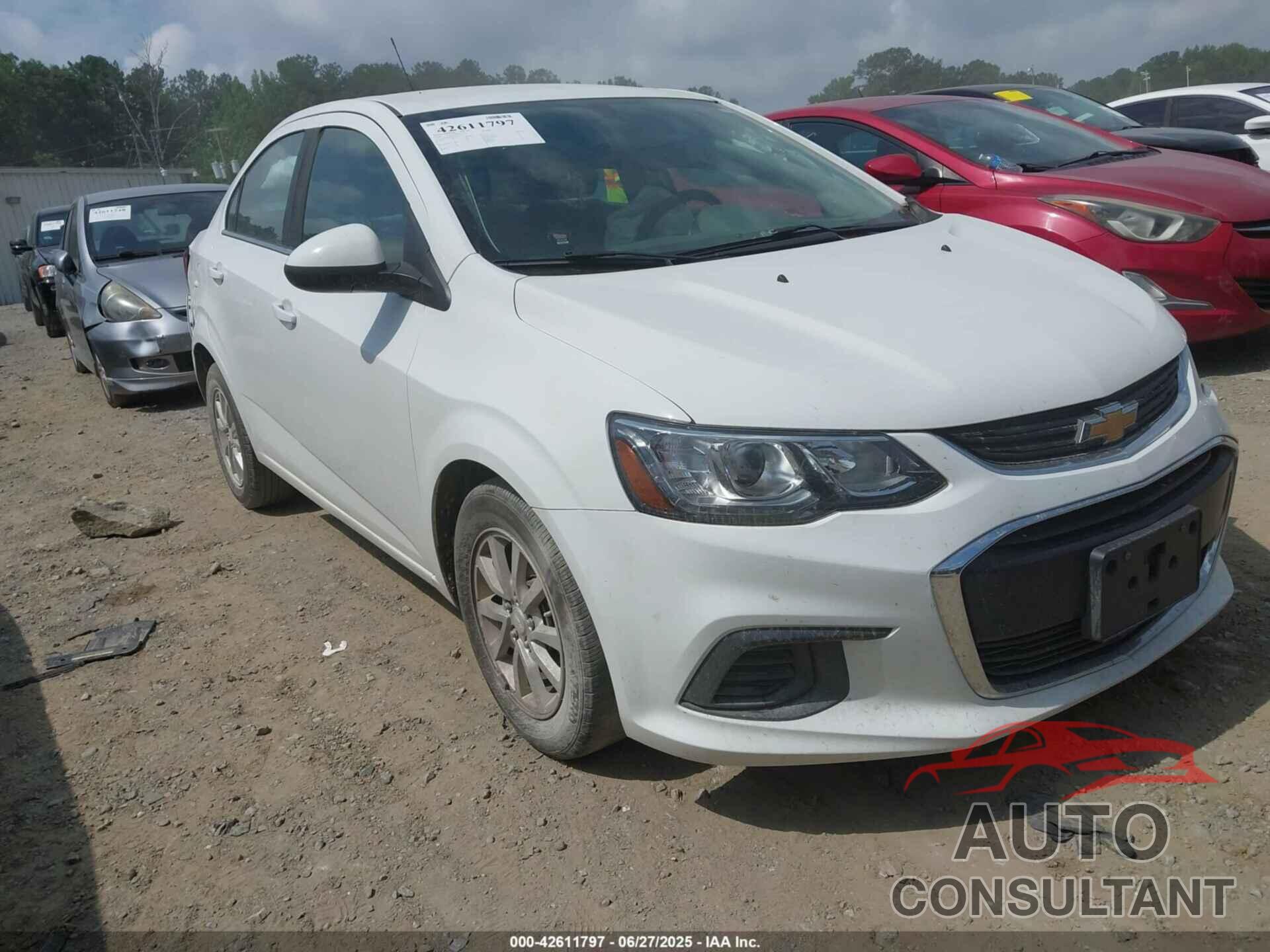 CHEVROLET SONIC 2018 - 1G1JD5SH0J4141212