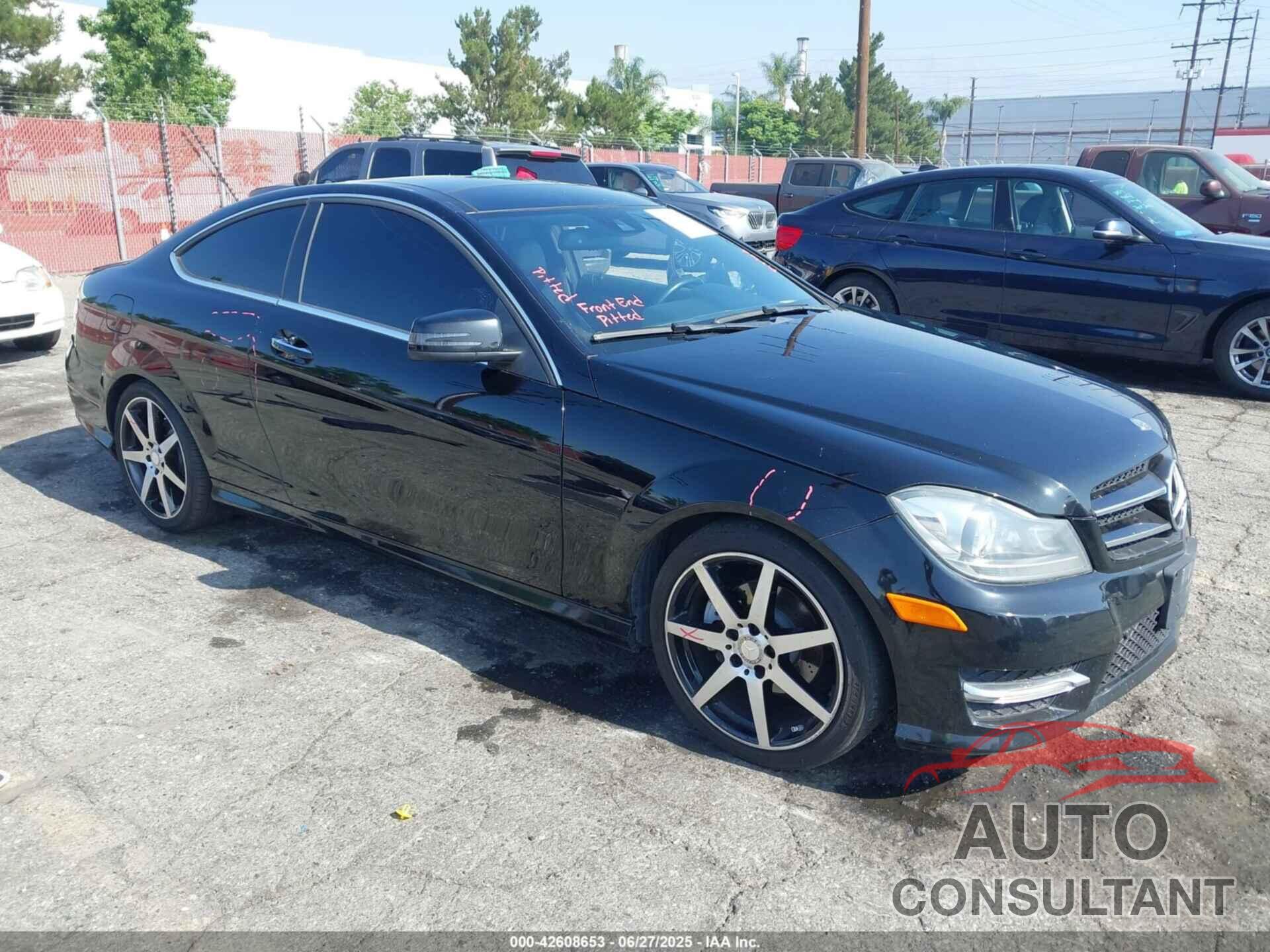 MERCEDES-BENZ C 250 2015 - WDDGJ4HB7FG390528