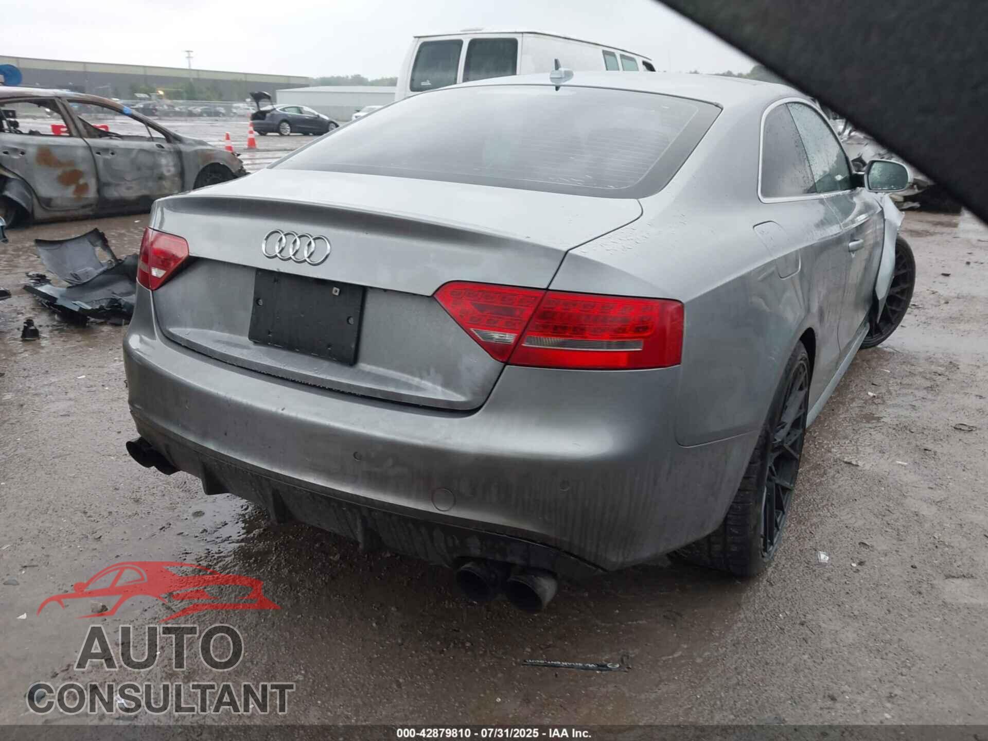 AUDI S5 2011 - WAUCVAFRXBA016615