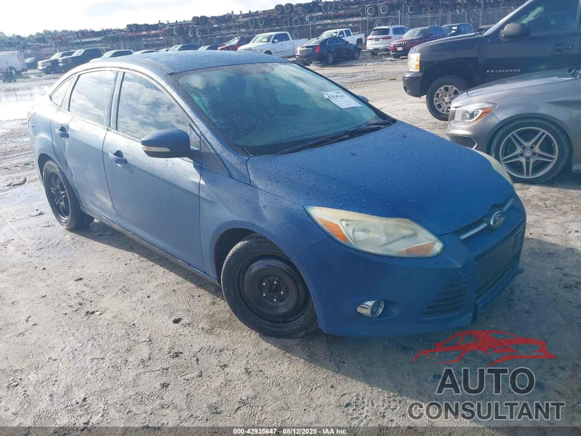 FORD FOCUS 2012 - 1FAHP3F28CL365818