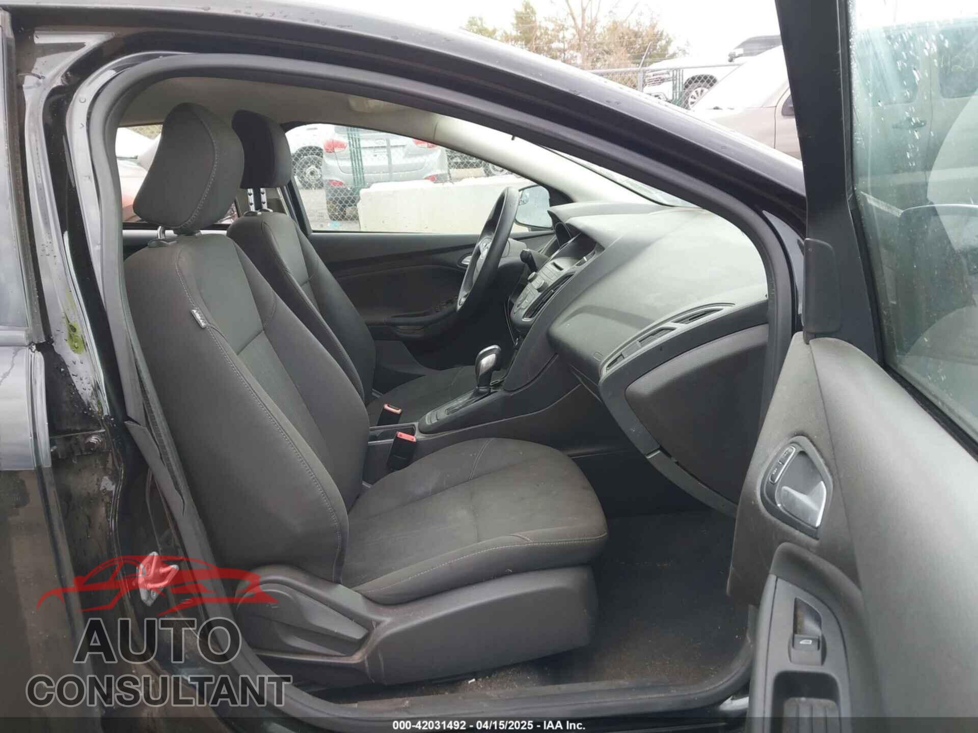 FORD FOCUS 2016 - 1FADP3F26GL280805