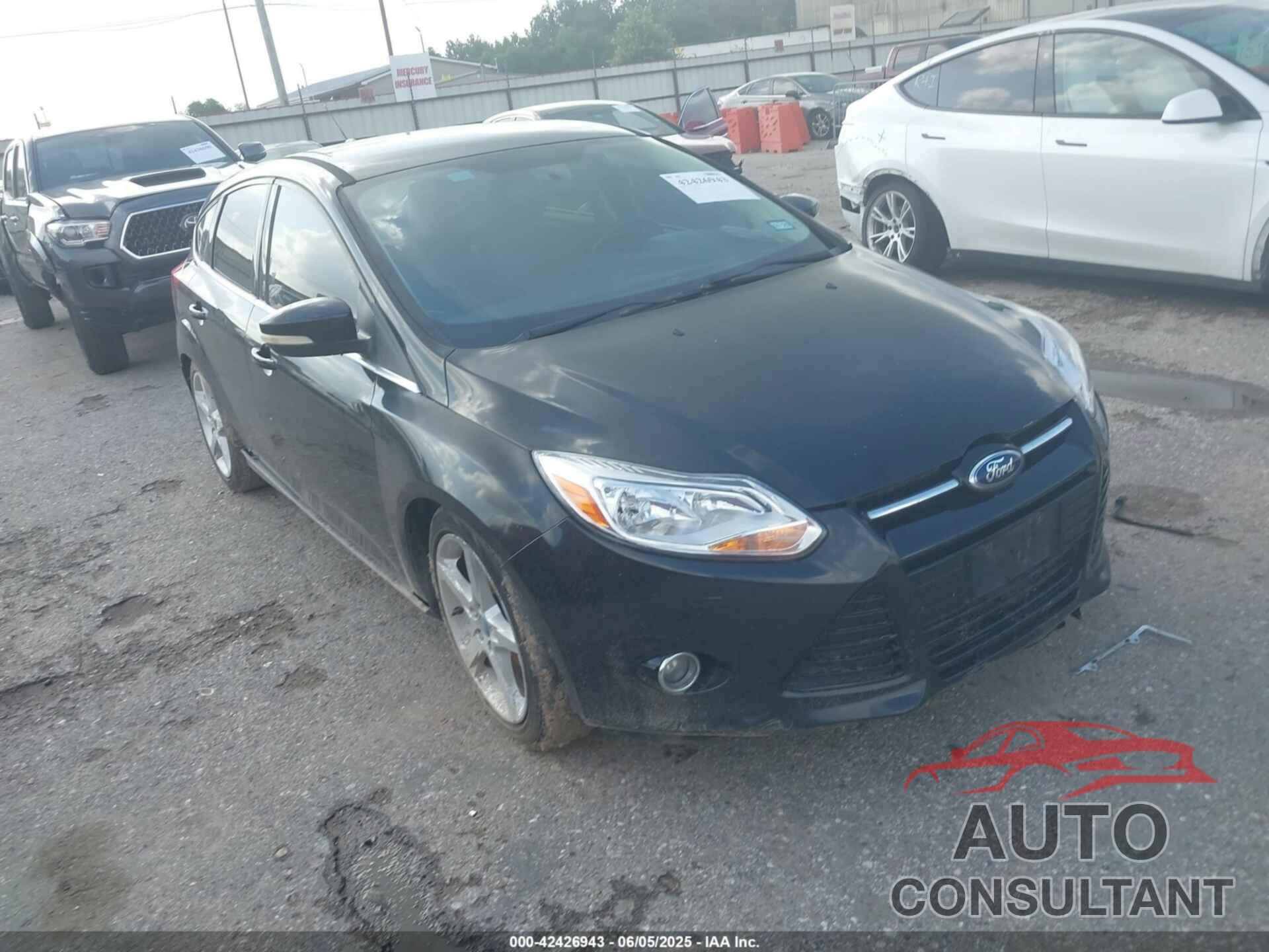 FORD FOCUS 2014 - 1FADP3N28EL208034