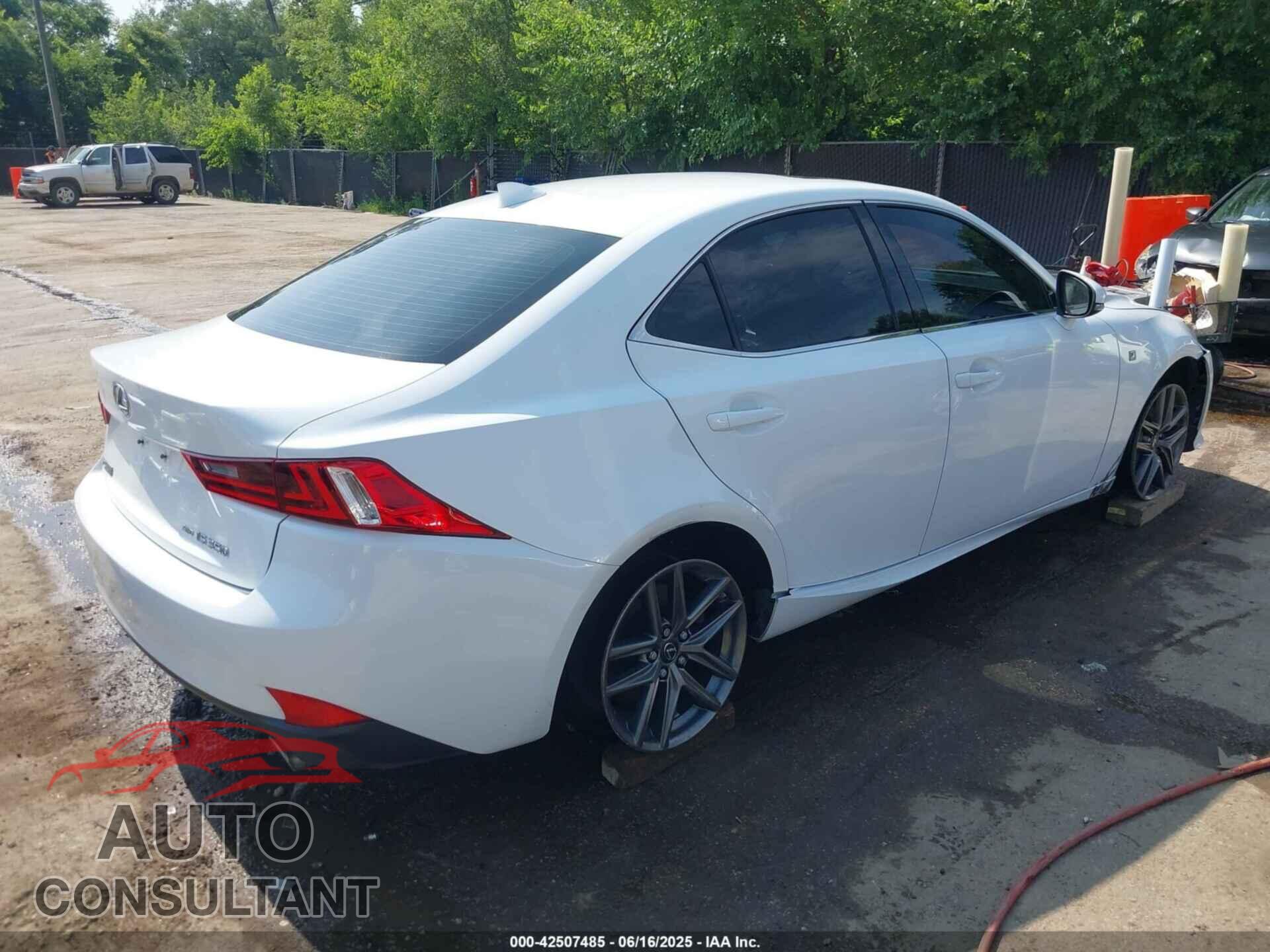 LEXUS IS 350 2015 - JTHCE1D22F5008059