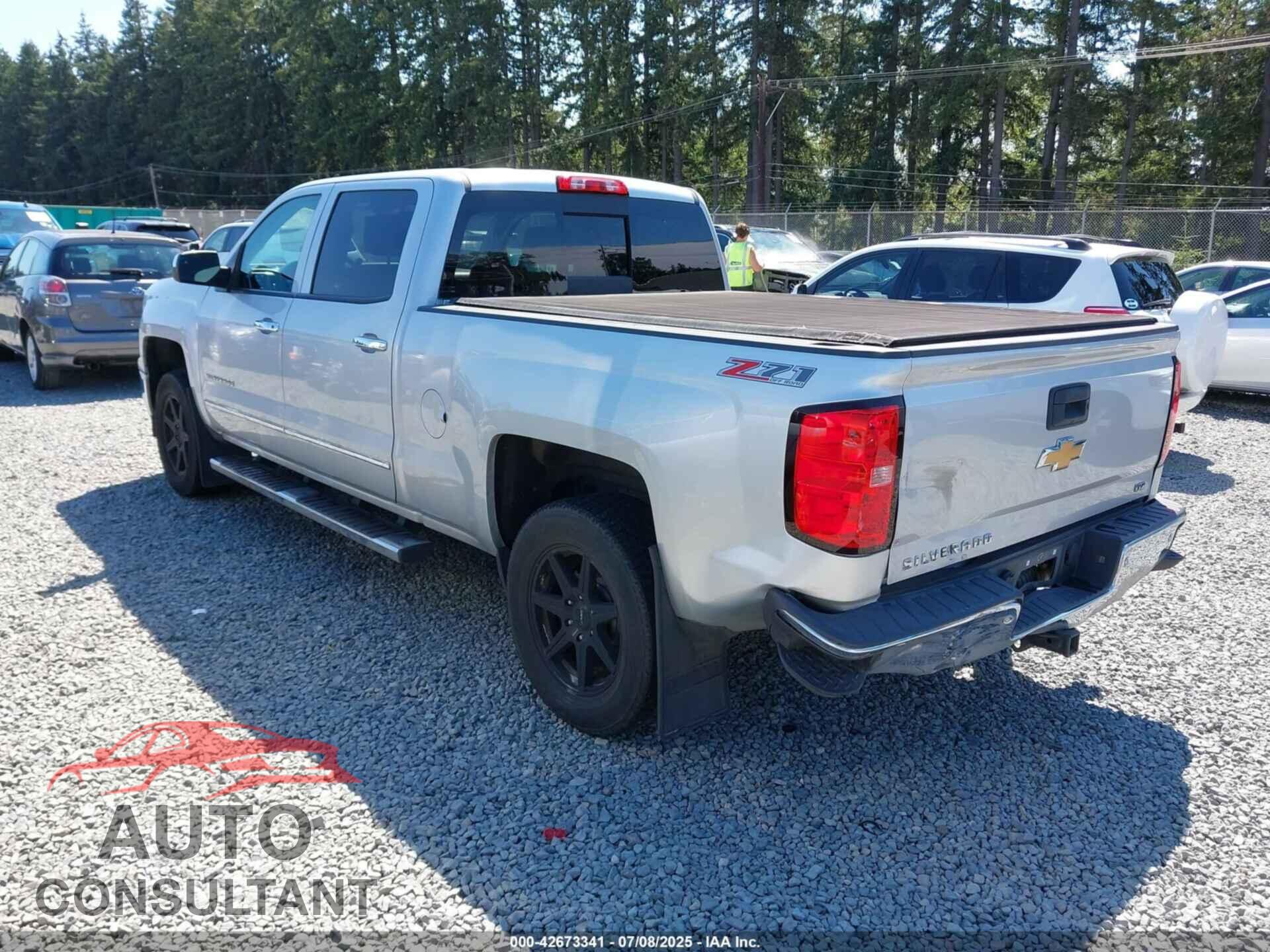 CHEVROLET SILVERADO 1500 2014 - 1GCUKSEC4EF197043