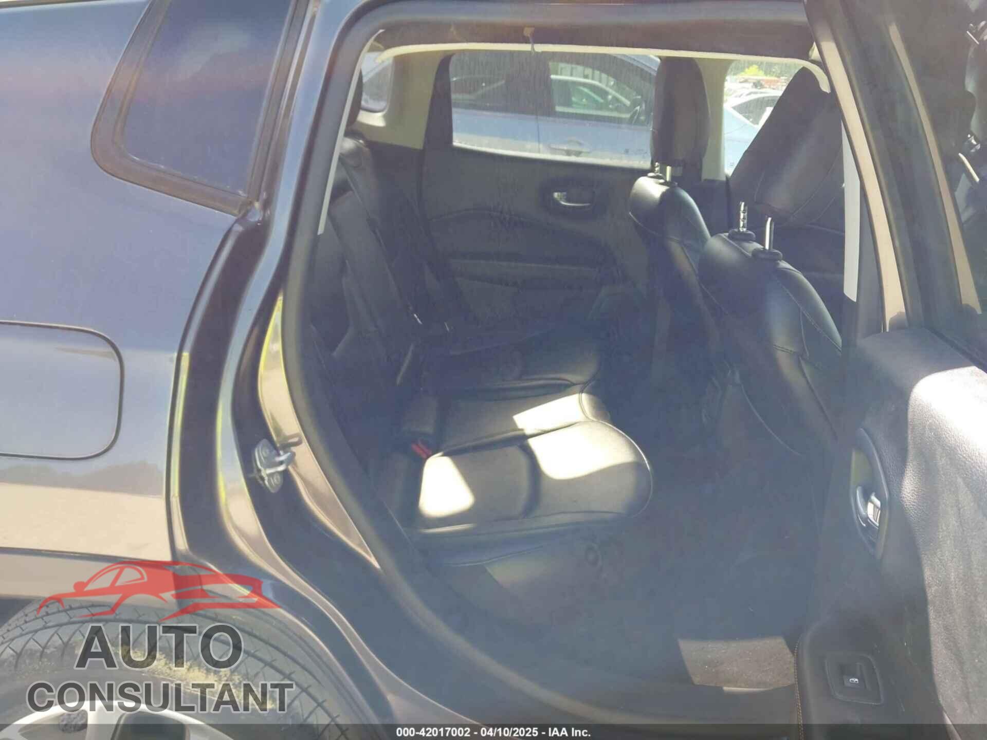 JEEP COMPASS 2020 - 3C4NJCCB4LT218595