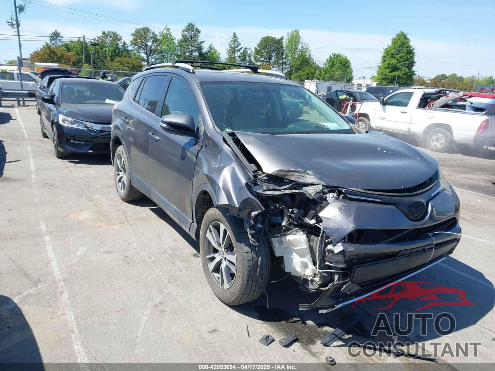 TOYOTA RAV4 2016 - JTMWFREV0GJ070667