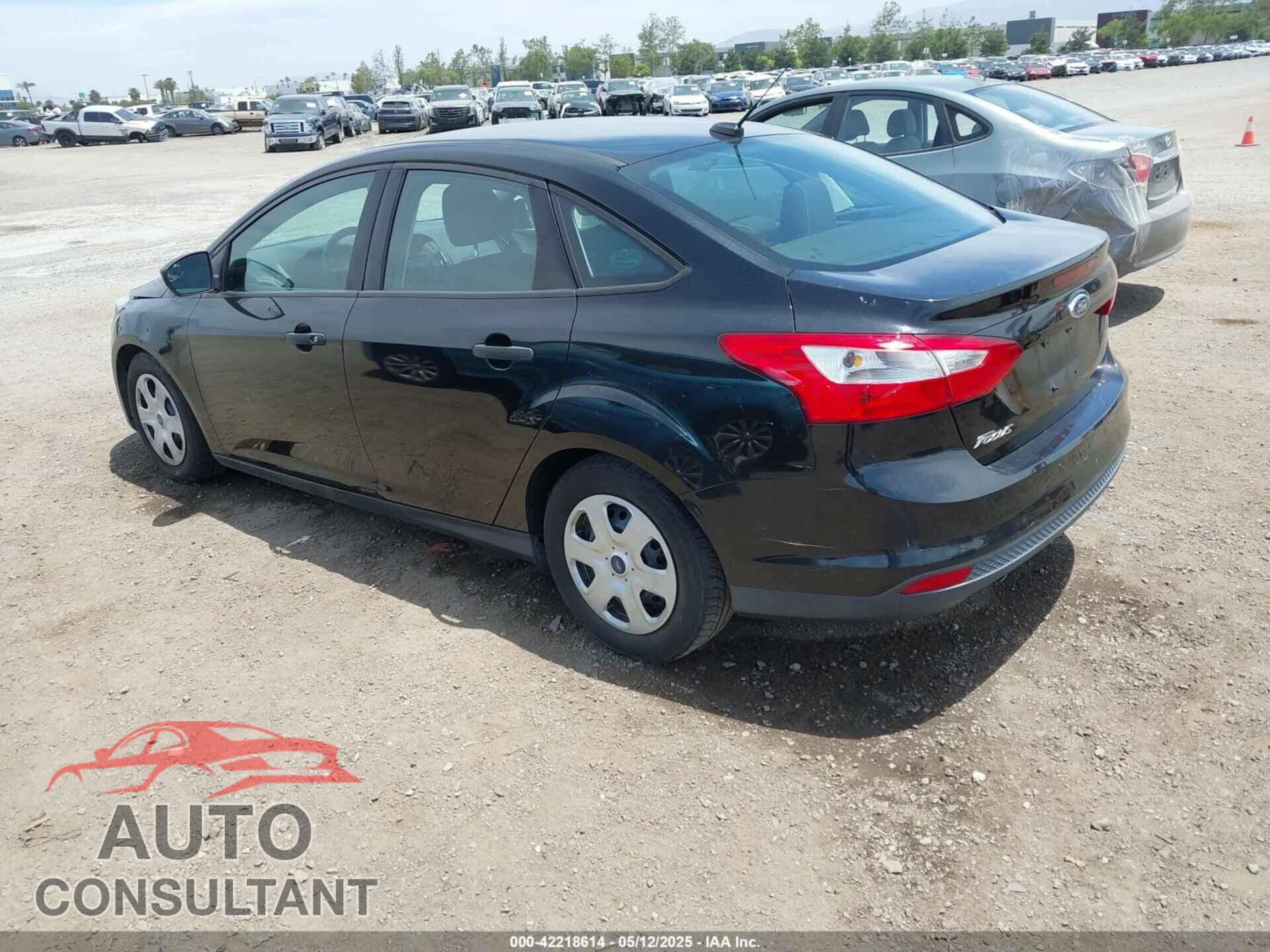 FORD FOCUS 2014 - 1FADP3E2XEL355486