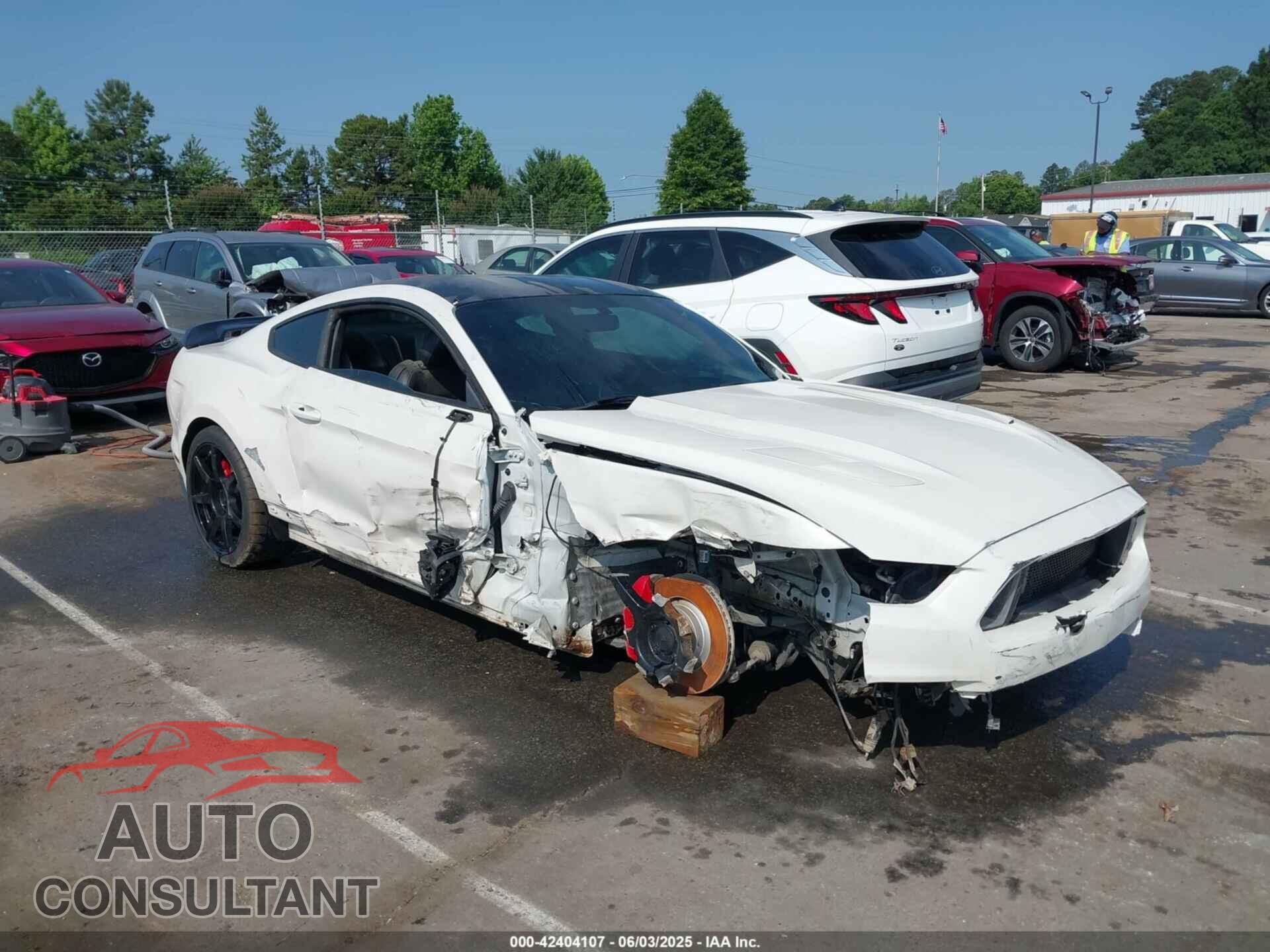 FORD MUSTANG 2017 - 1FA6P8CF5H5207931
