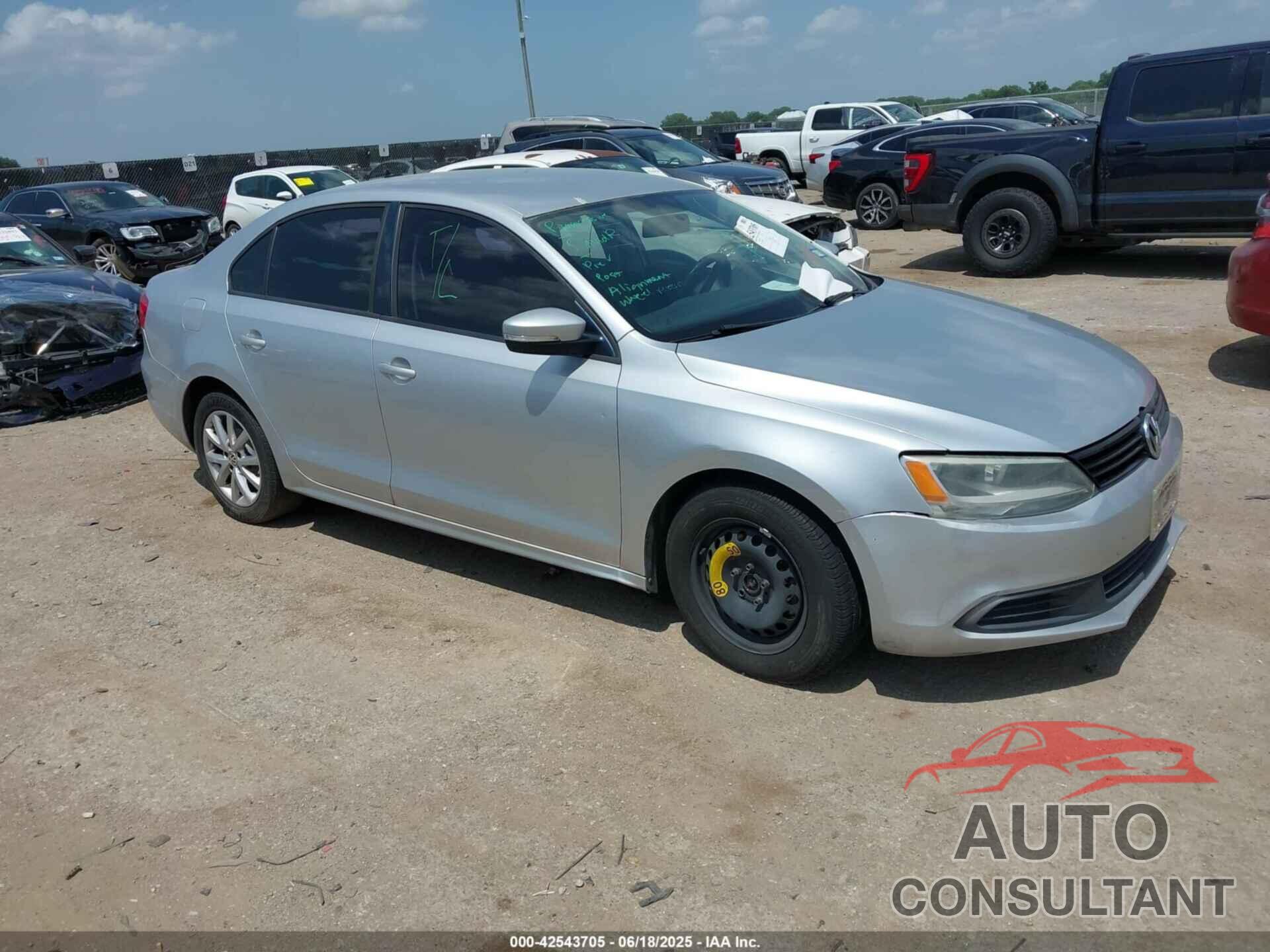 VOLKSWAGEN JETTA 2012 - 3VWDX7AJXCM344429