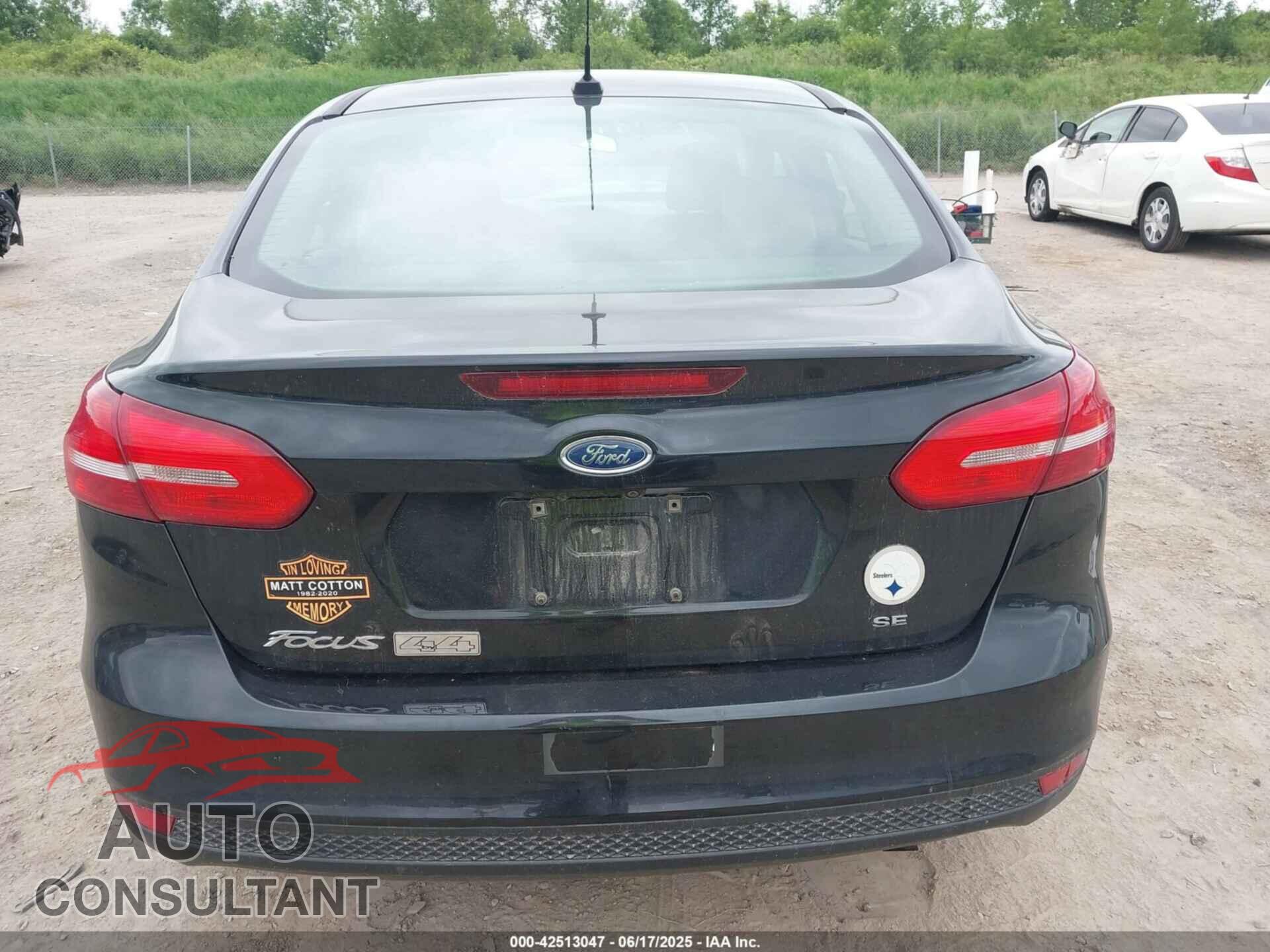 FORD FOCUS 2015 - 1FADP3F29FL338145
