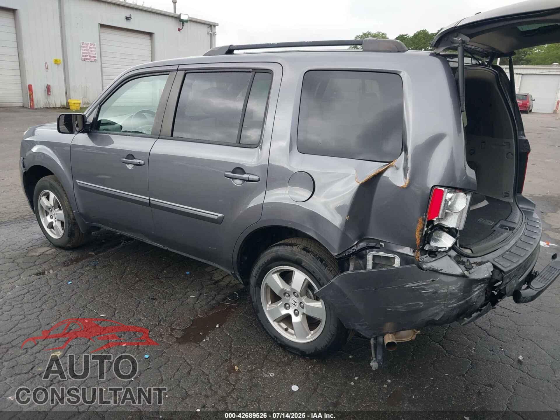 HONDA PILOT 2014 - 5FNYF4H22EB004607