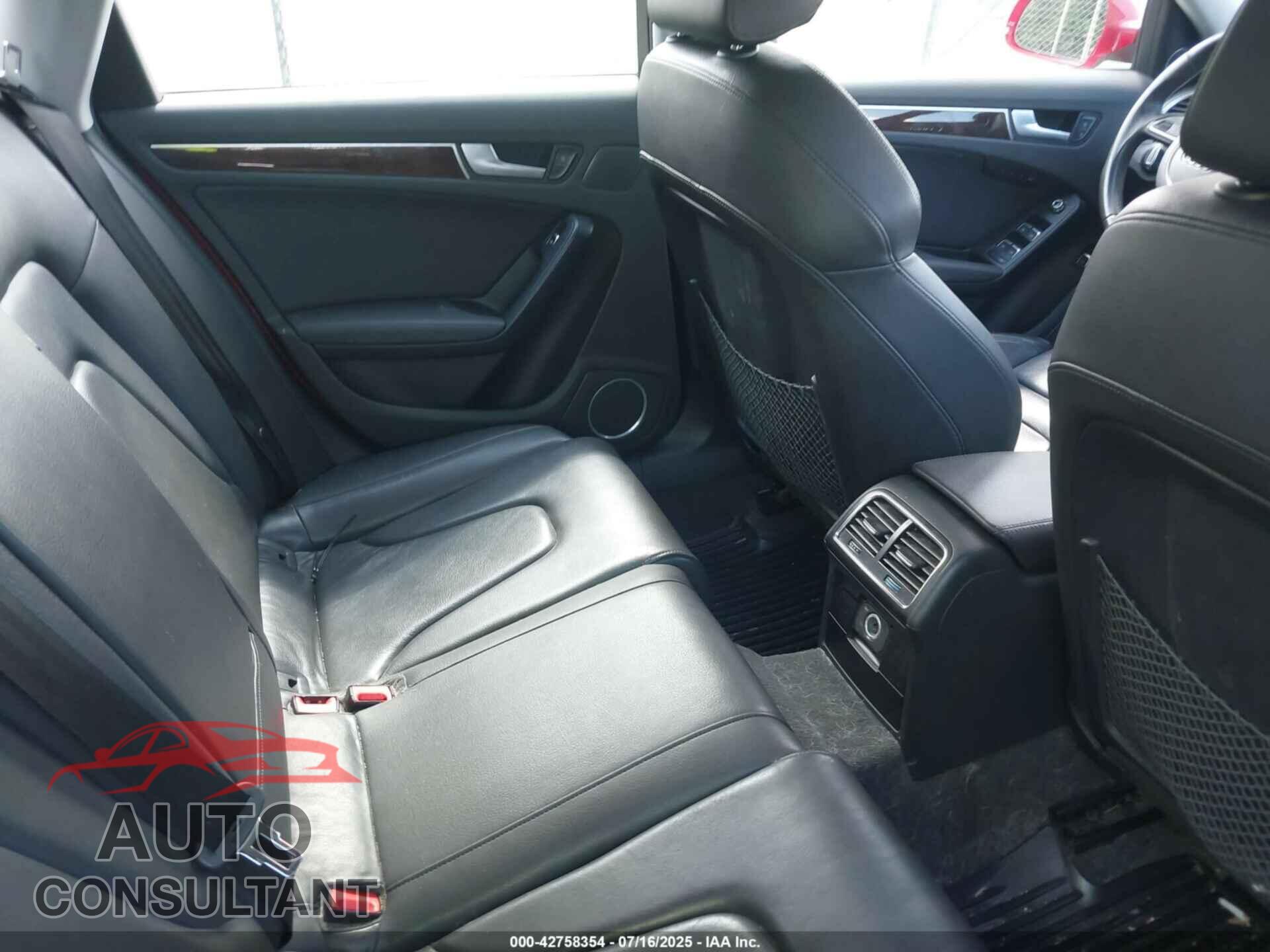 AUDI A4 2013 - WAUFFAFL2DN040425