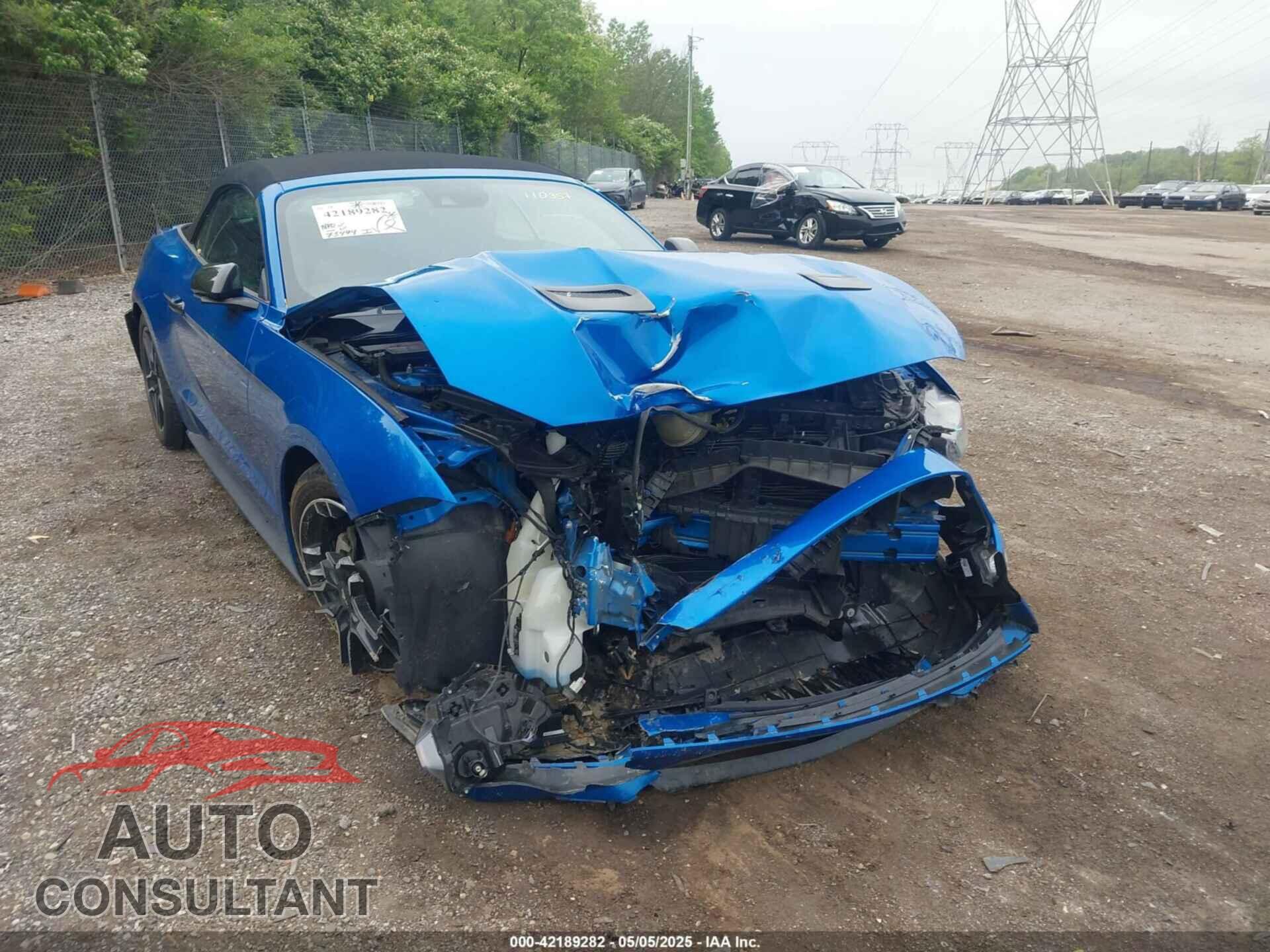 FORD MUSTANG 2021 - 1FATP8UH0M5110357