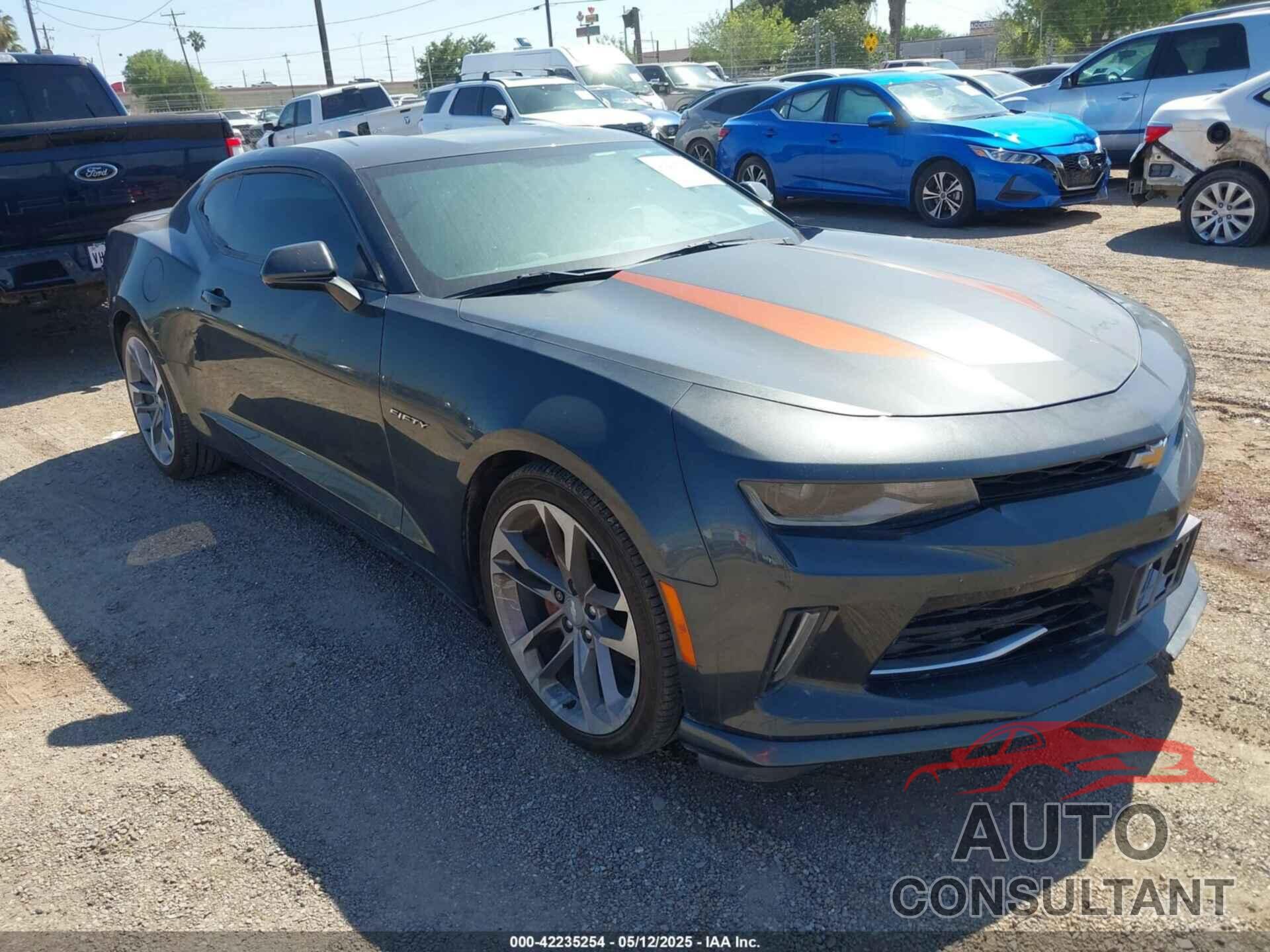CHEVROLET CAMARO 2017 - 1G1FD1RS7H0158512