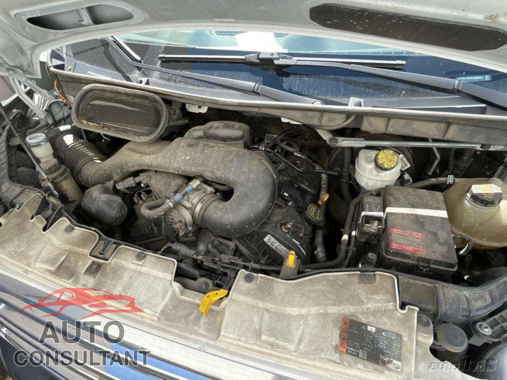 FORD TRANSIT 2019 - 1FTYR1YMXKKB00944