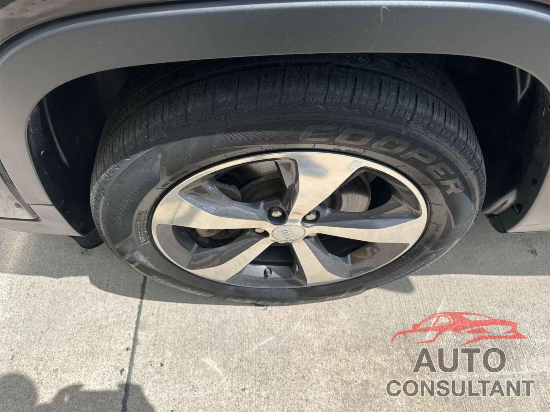 JEEP CHEROKEE 2019 - 1C4PJLDB2KD278225