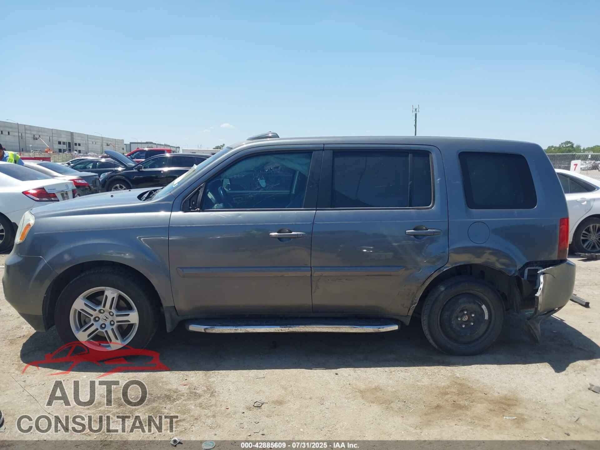 HONDA PILOT 2012 - 5FNYF4H76CB008135